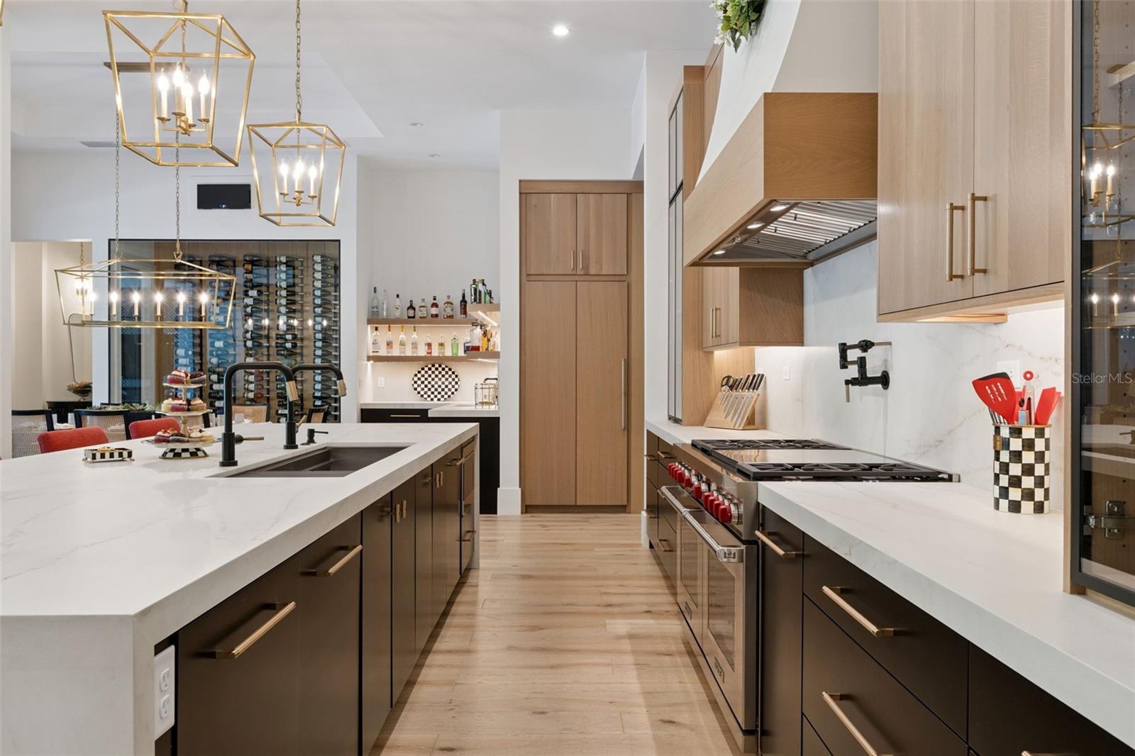 DIXIE TERRACE - Residential