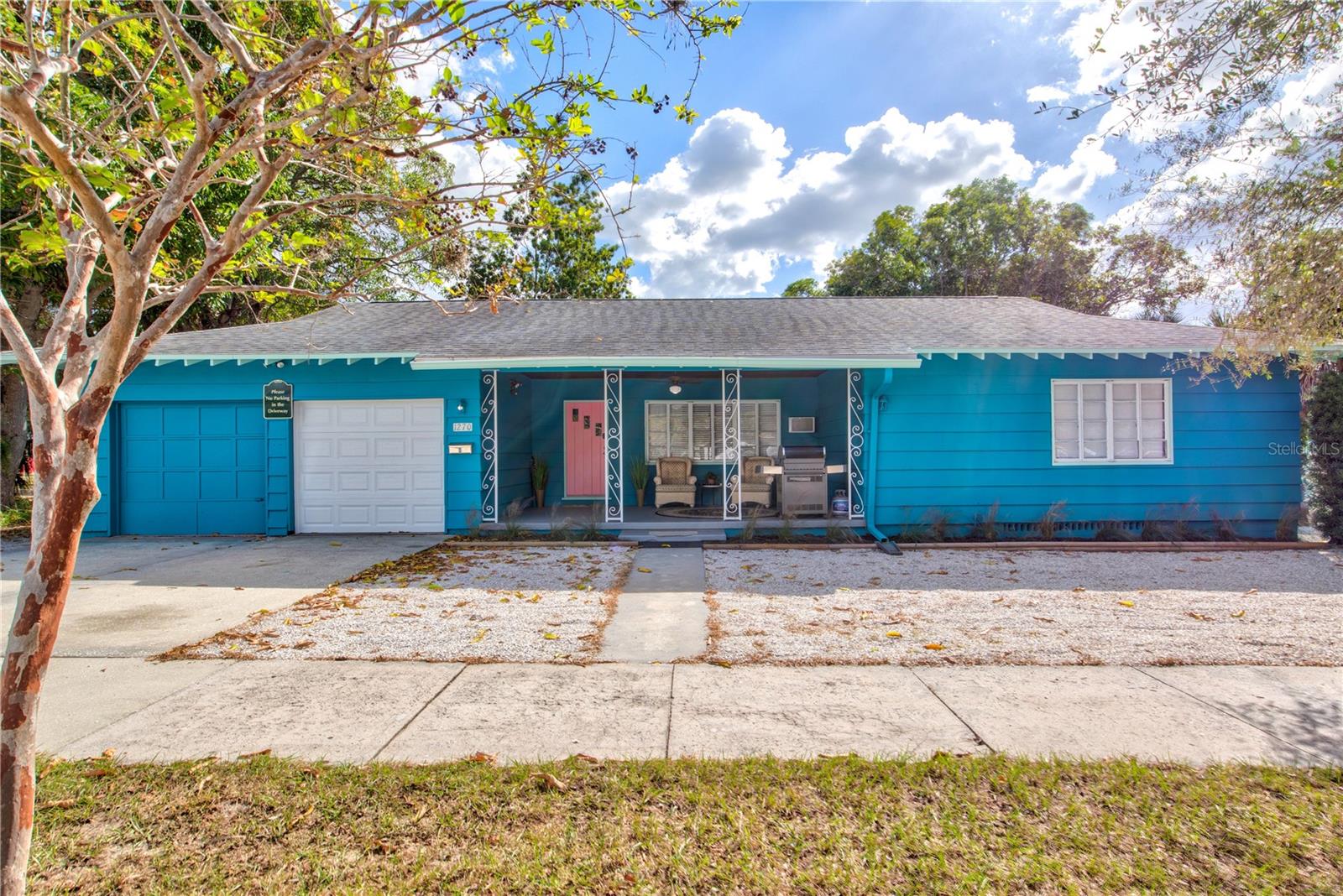 ALL INCLUDED! This is a 2,100 Sq Ft home, 5 Bdrm, 2 full baths home in walking distance to Downtown! Description: BD#1: king, BD#2: queen, BD#3: queen, BD #4 two twin. Office and Large living room. Kitchen. Front porch with outdoor furniture. Perfect location in Sarasota's cultural arts district. Walk to "By The Bay" Park, free Friday night concerts, dining, shopping. Use our bicycle for Fresh Market and Farmers Market. Enjoy Sunday-Funday at Modern hotel. Gas grill. Fenced-in yard is fully furnished with lounges, chairs, large table for outdoor dining, fire-it, tree lights, outdoor furnishings.
The space:
Spacious living room with 75-inch TV and comfortable leather couch, sofa, and chair. Primary bedroom with KING-size bed, 65-inch TV, dresser, and two walk-in closets. The guest bedroom has a QUEEN size bed, two dressers, and a closet. The bedroom three. has KING-size bed. Newly remodeled kitchen with dishwasher, refrigerator, microwave, and electric stove. Garage with washer and dryer. Front porch with gas grill. The backyard is fenced-in, which is excellent for your dog. Bicycle for your short trips to the grocery store, etc.
Guest access:
Front door lock combination. The house has a security system.
Other things to note:
The house is very-very clean, we believe in 'CLEAN" house. The kitchen is fully equipped all you need & more. Wine glasses, two different coffee machines, mixer, etc. TENANT IS RESPONSIBLE FOR ALL UTILITES: FPL, WATER/SEWER, INTERNET.