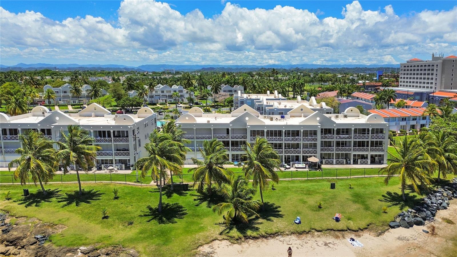 COSTA DORADA II - Residential