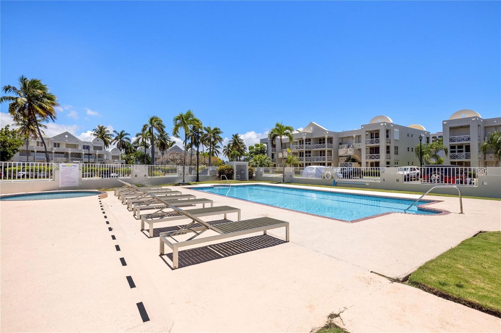 COSTA DORADA II - Residential