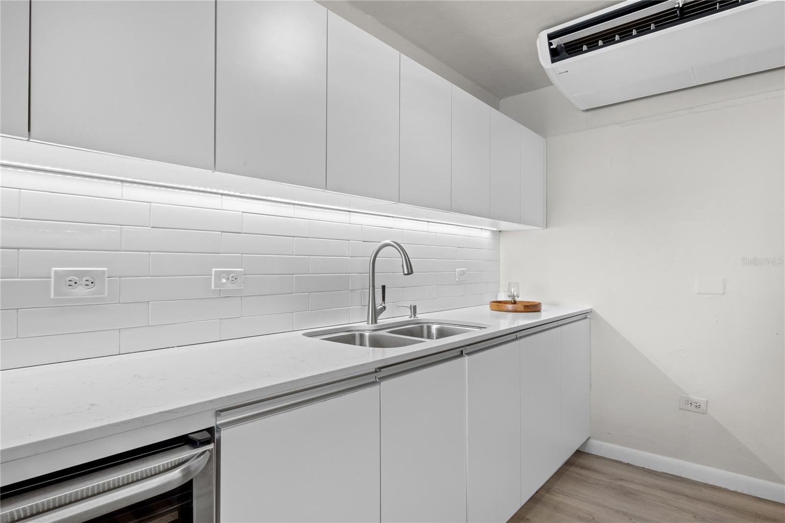 COSTA DORADA II - Residential