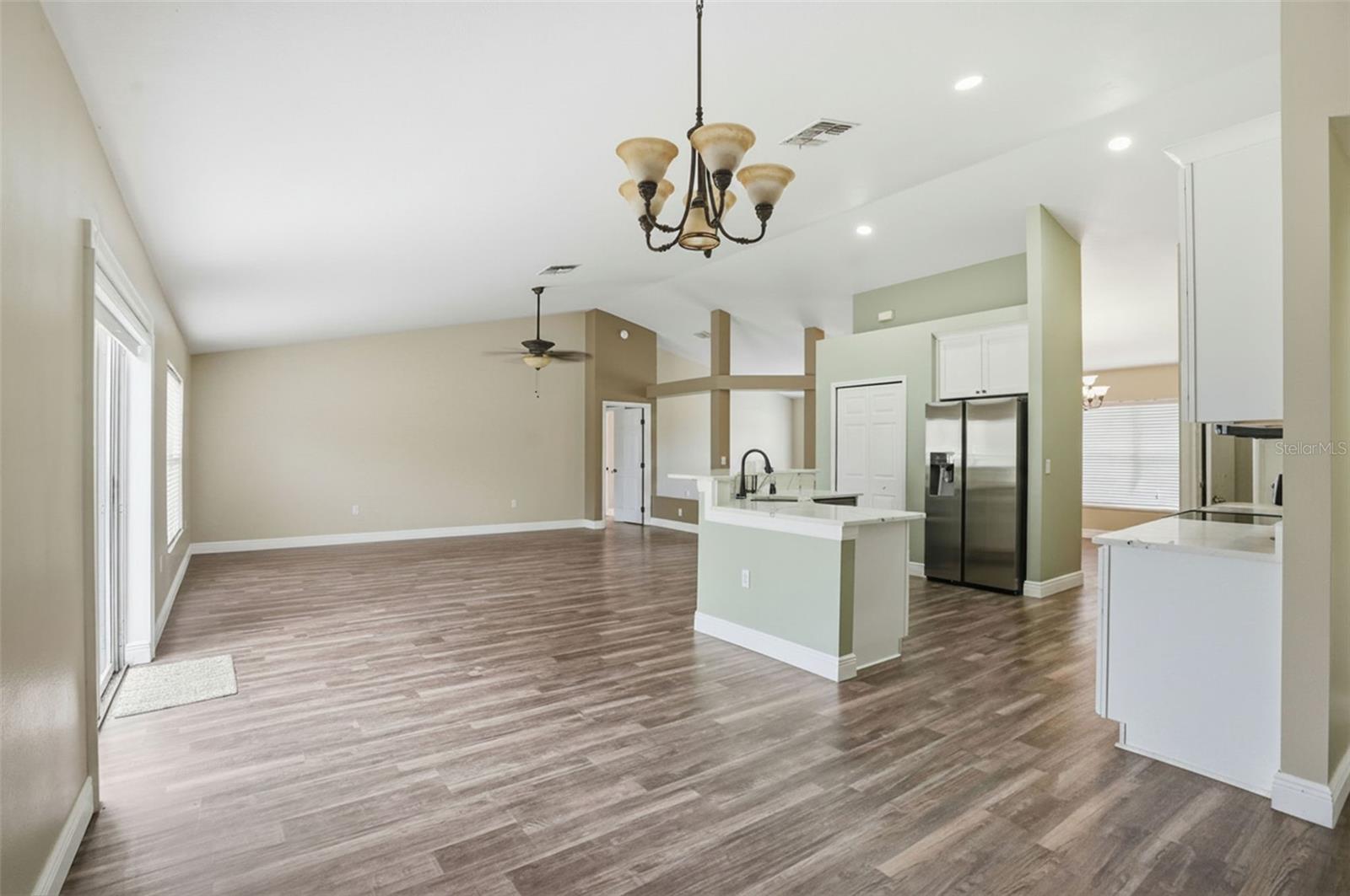 SPRING HILL UNIT 18 - Residential