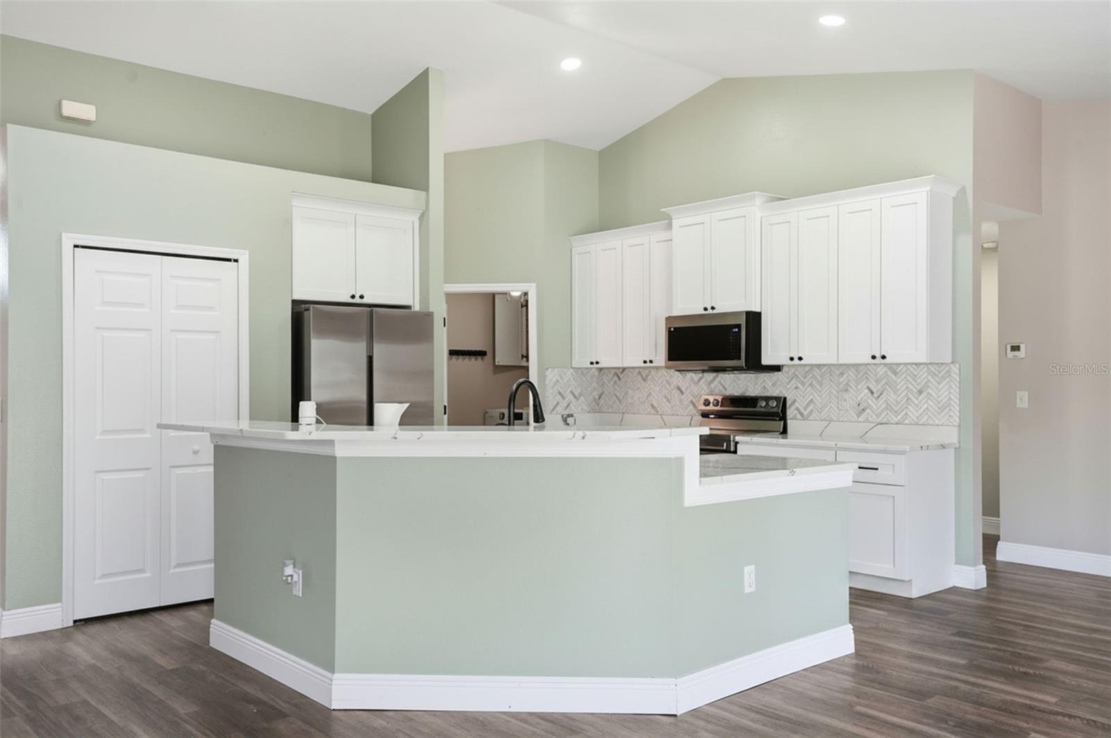 SPRING HILL UNIT 18 - Residential