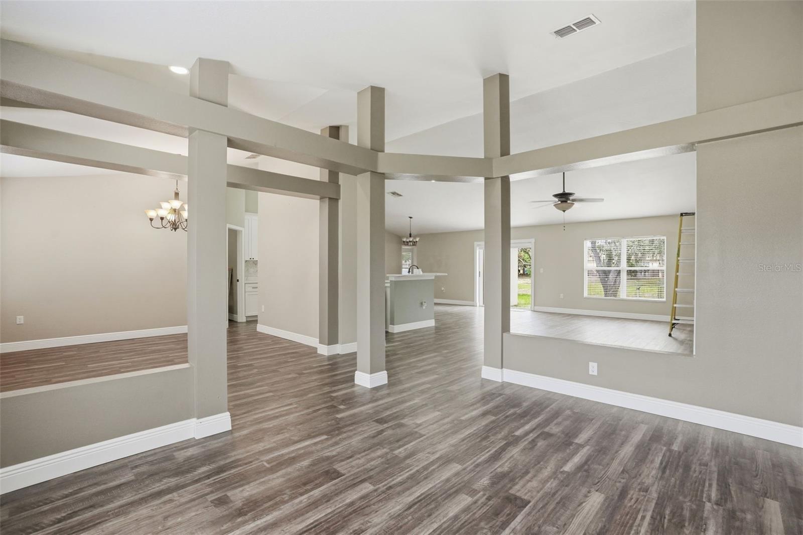 SPRING HILL UNIT 18 - Residential