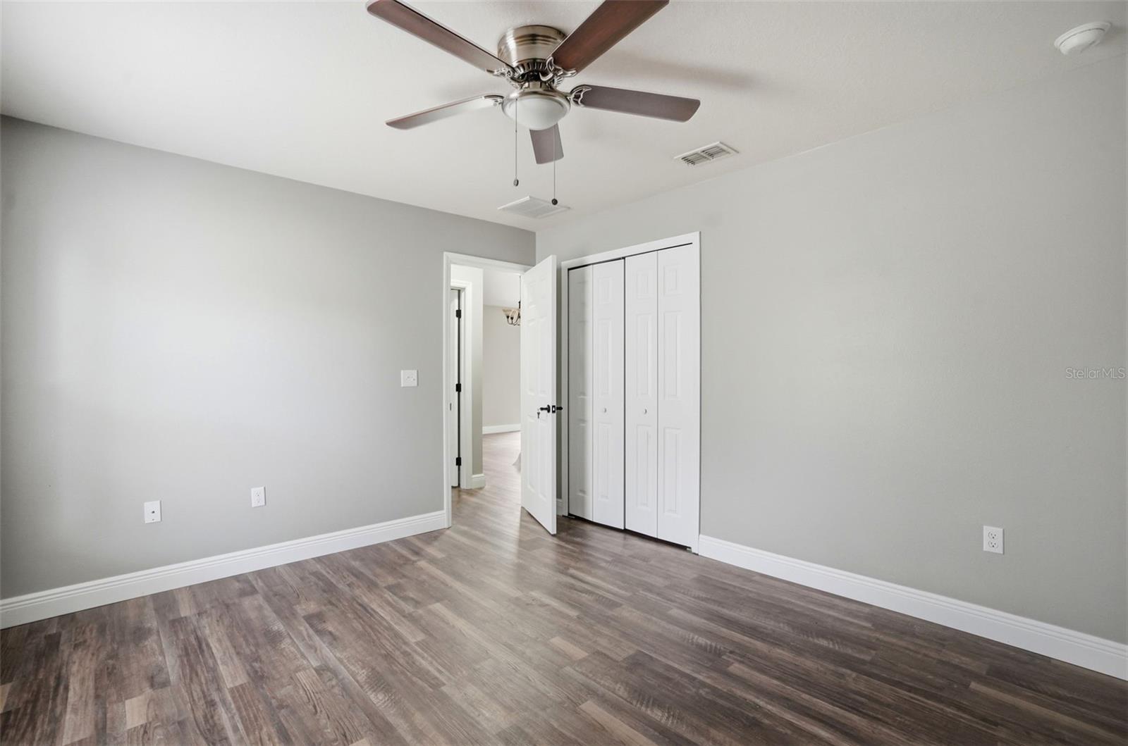 SPRING HILL UNIT 18 - Residential