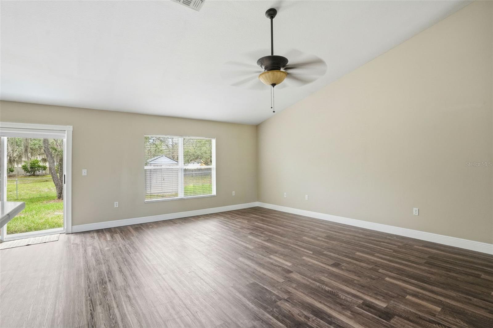 SPRING HILL UNIT 18 - Residential