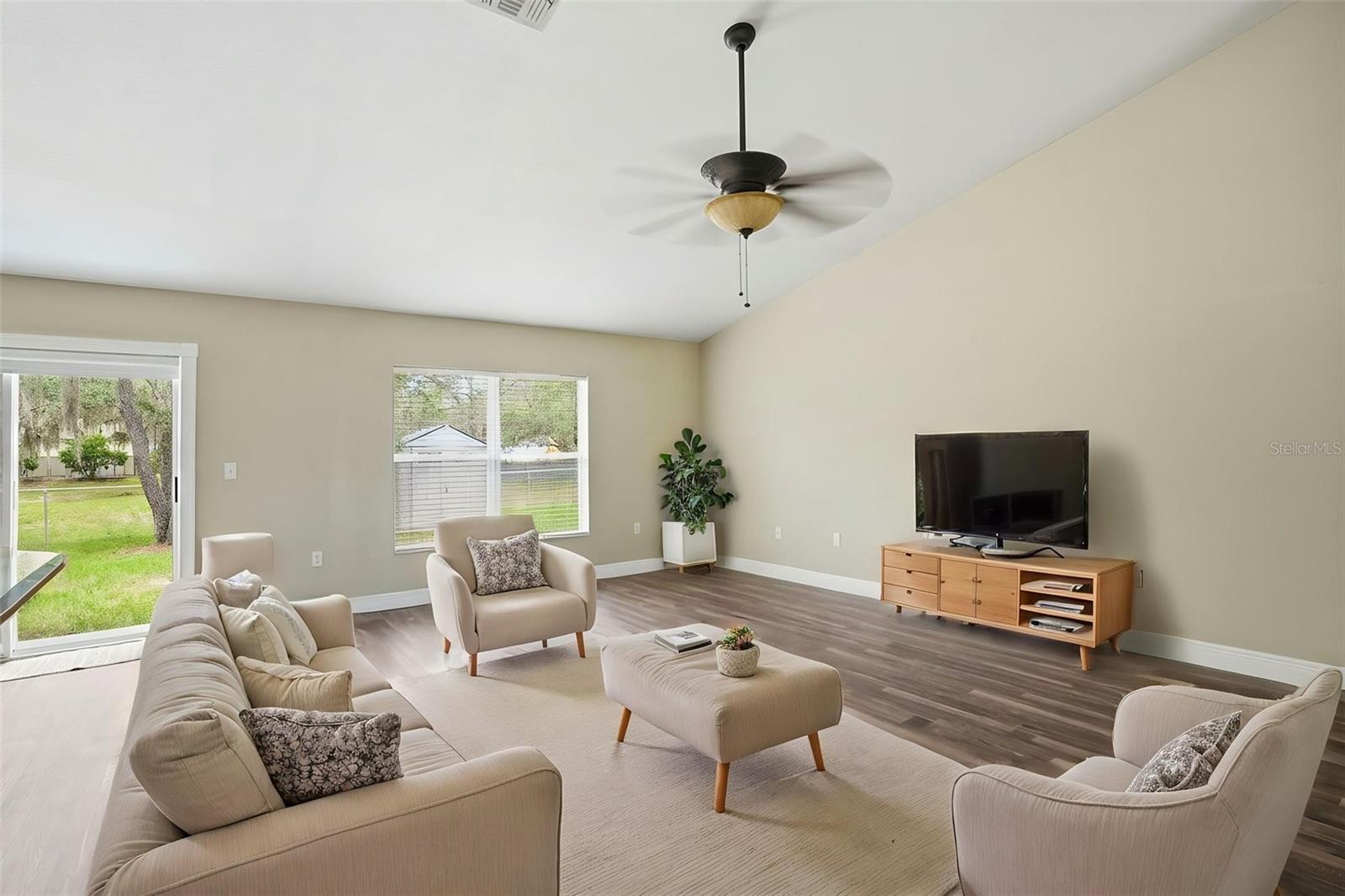 SPRING HILL UNIT 18 - Residential