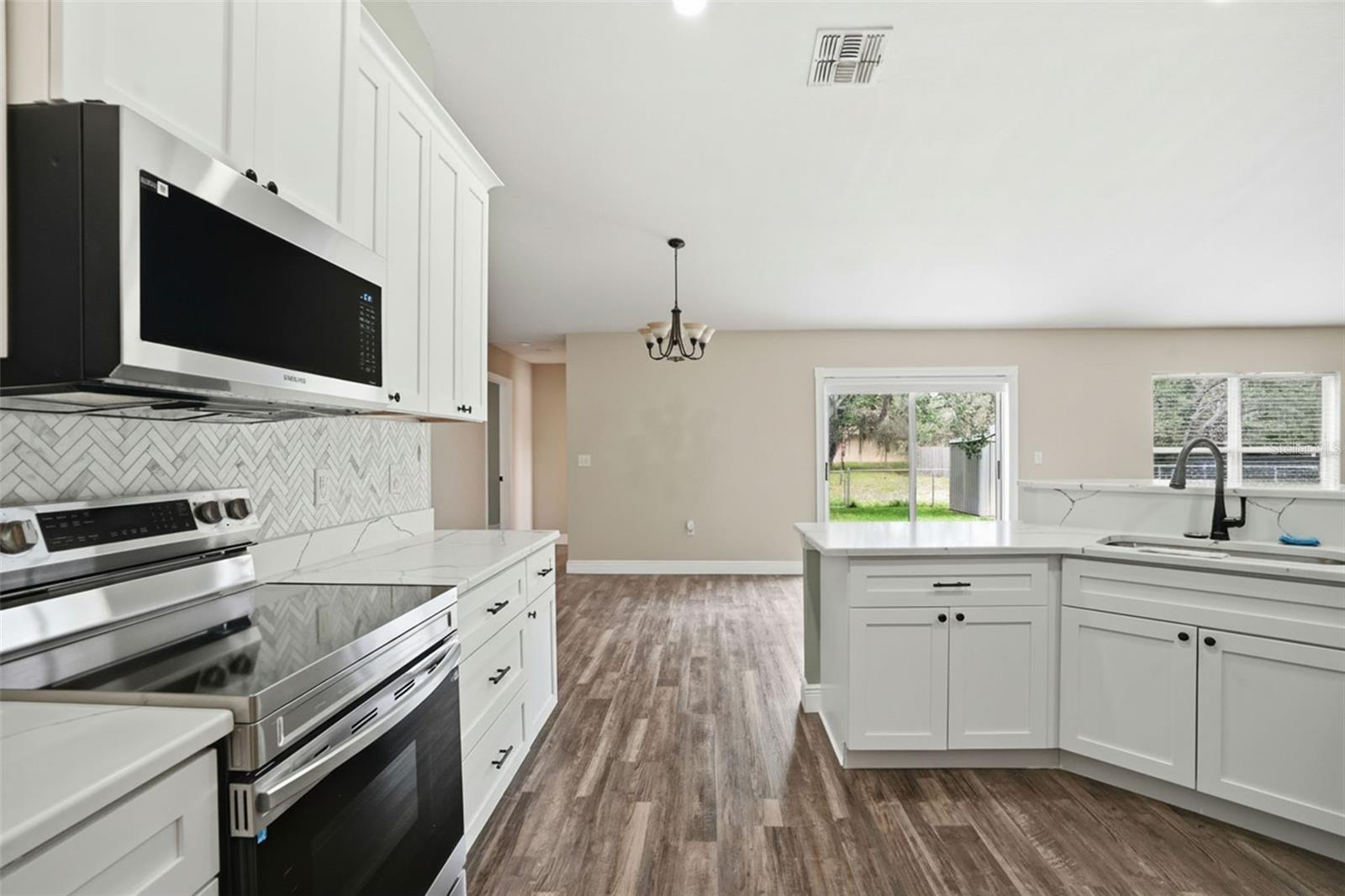 SPRING HILL UNIT 18 - Residential