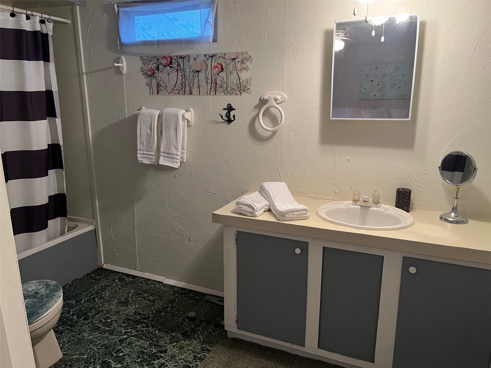 MINI FARMS UNIT 8 UNREC 1A000 - Residential