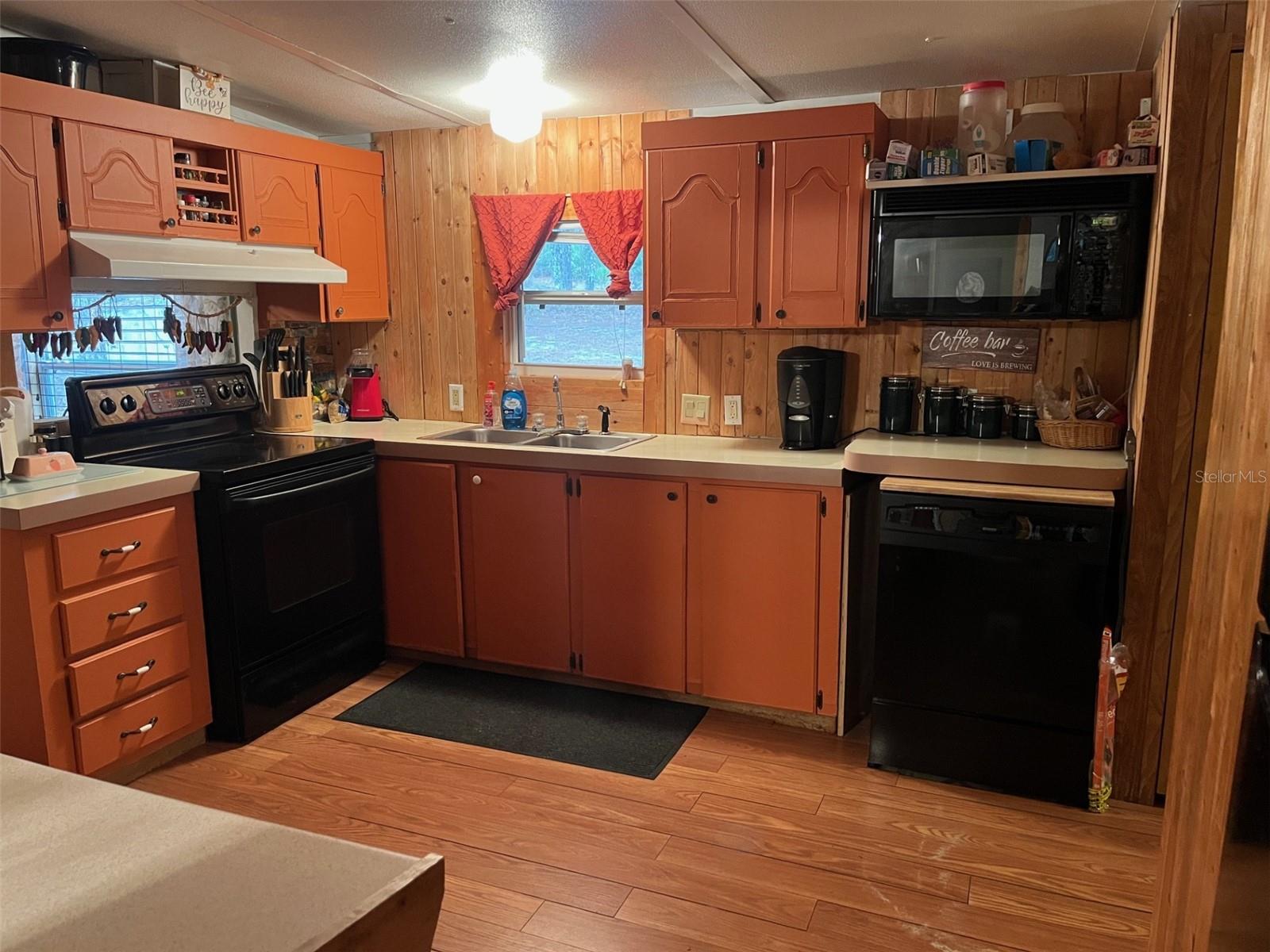 MINI FARMS UNIT 8 UNREC 1A000 - Residential