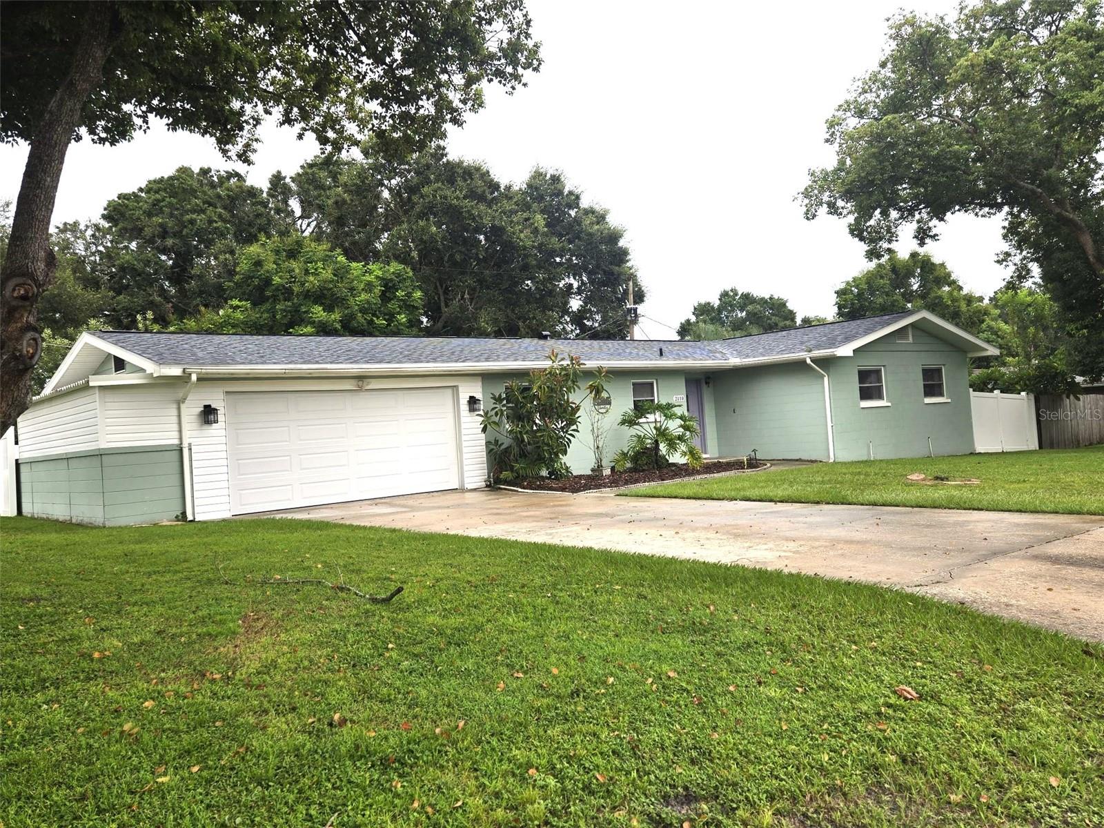 This may be what you have been looking for...nice well kept home with a new roof and in good condition.
This home sits on a corner lot in a great central location of Lakeland. Some upgrades already done and ready for a new
owner to continue the progress. Large 2+ car garage. It has a large corner lot in a well established community where
the neighbors take care of their homes.. Come see it soon!