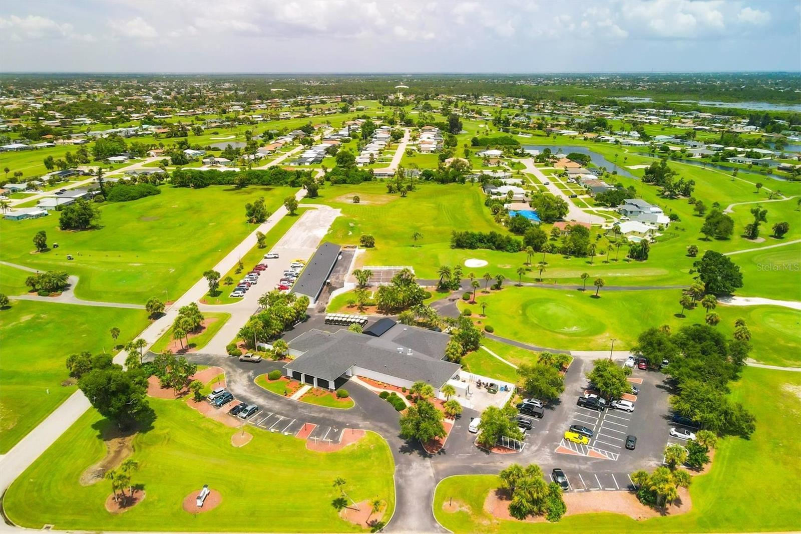 ROTONDA LAKES - Residential