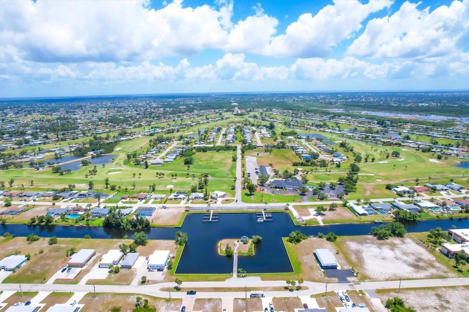 ROTONDA LAKES - Residential