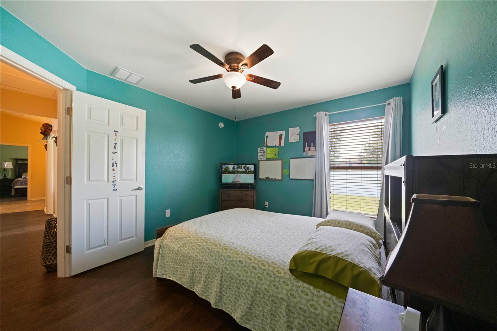 CRESCENT VIEW - Residential