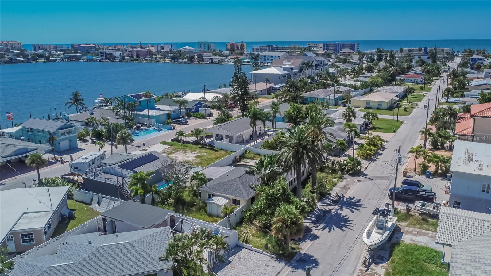 MADEIRA SHORES 1ST ADD - Residential