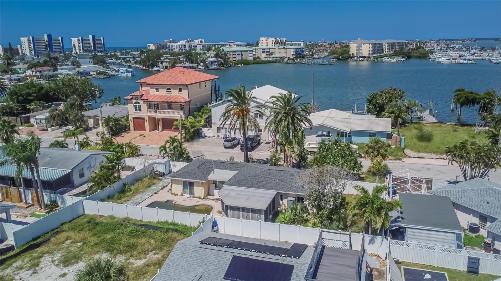 MADEIRA SHORES 1ST ADD - Residential