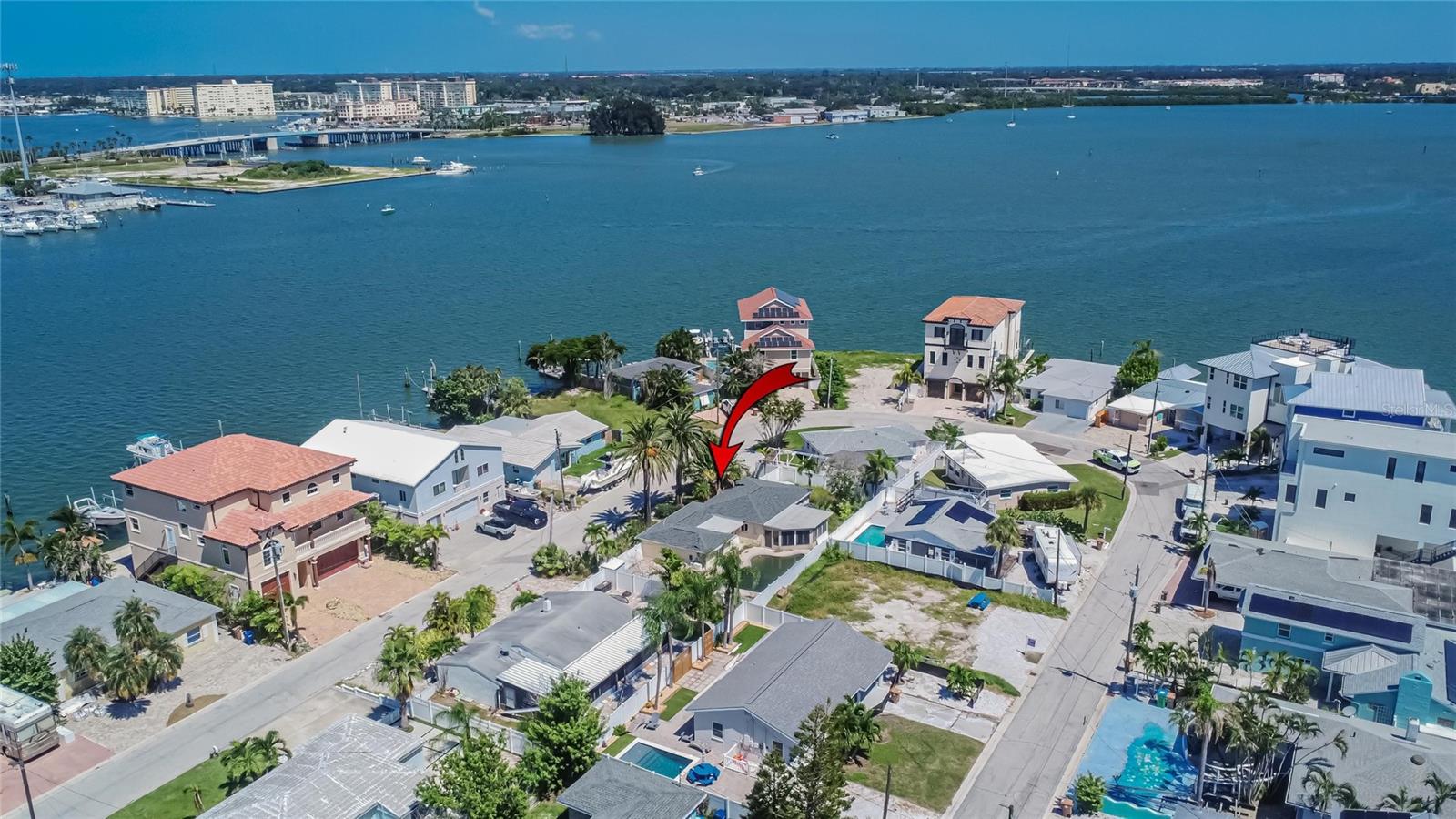 MADEIRA SHORES 1ST ADD - Residential