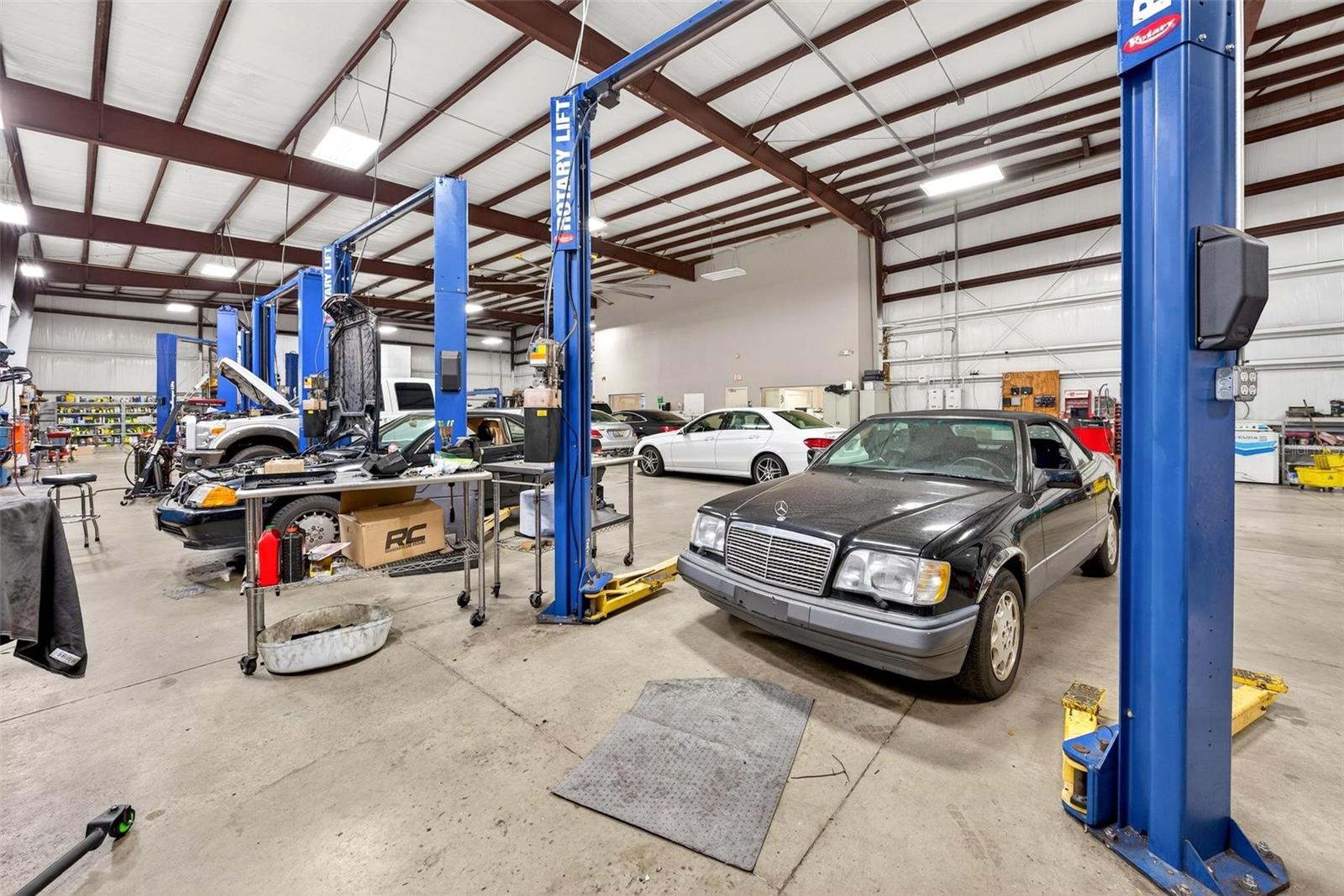 SOUTH PARK BUS CENTER REP 2 - Commercial Sale