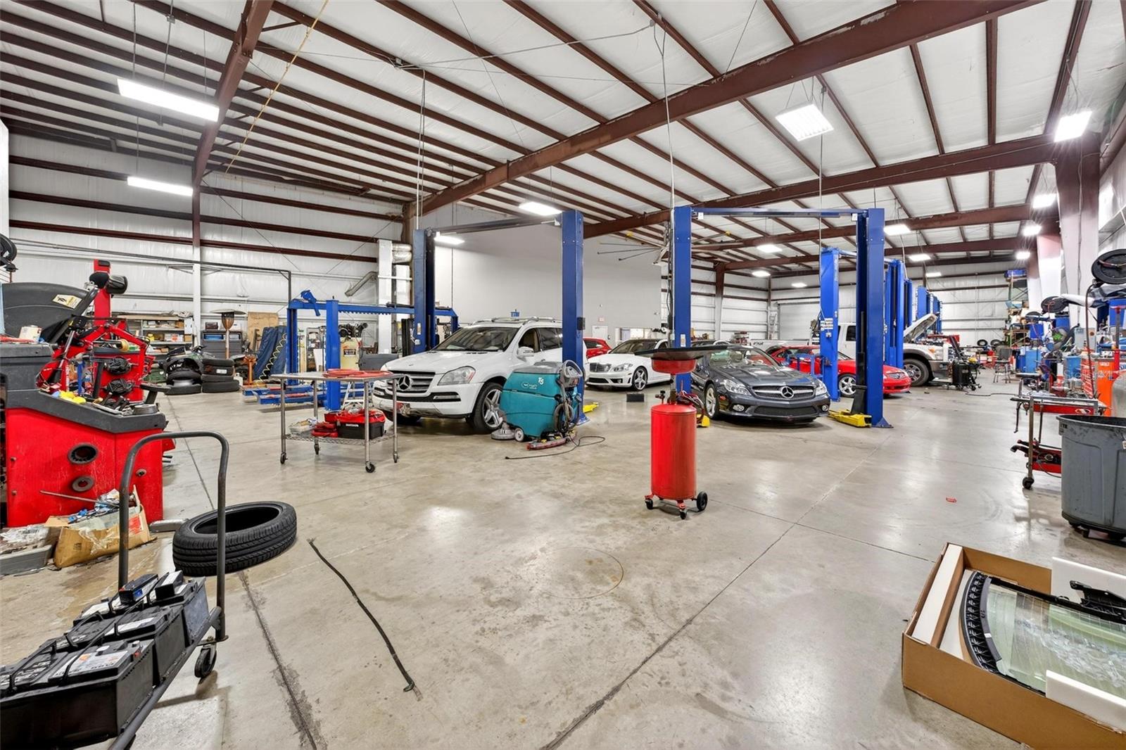 SOUTH PARK BUS CENTER REP 2 - Commercial Sale