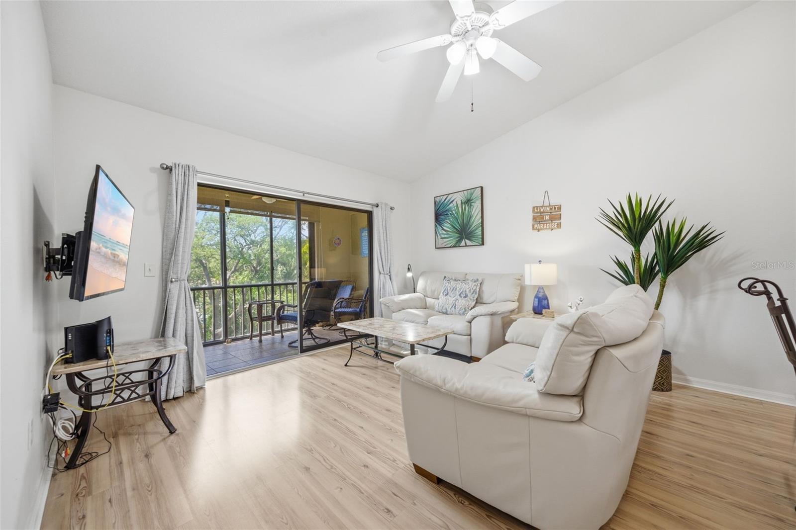 SEASCAPE CONDO OF TARPON SPGS - Residential