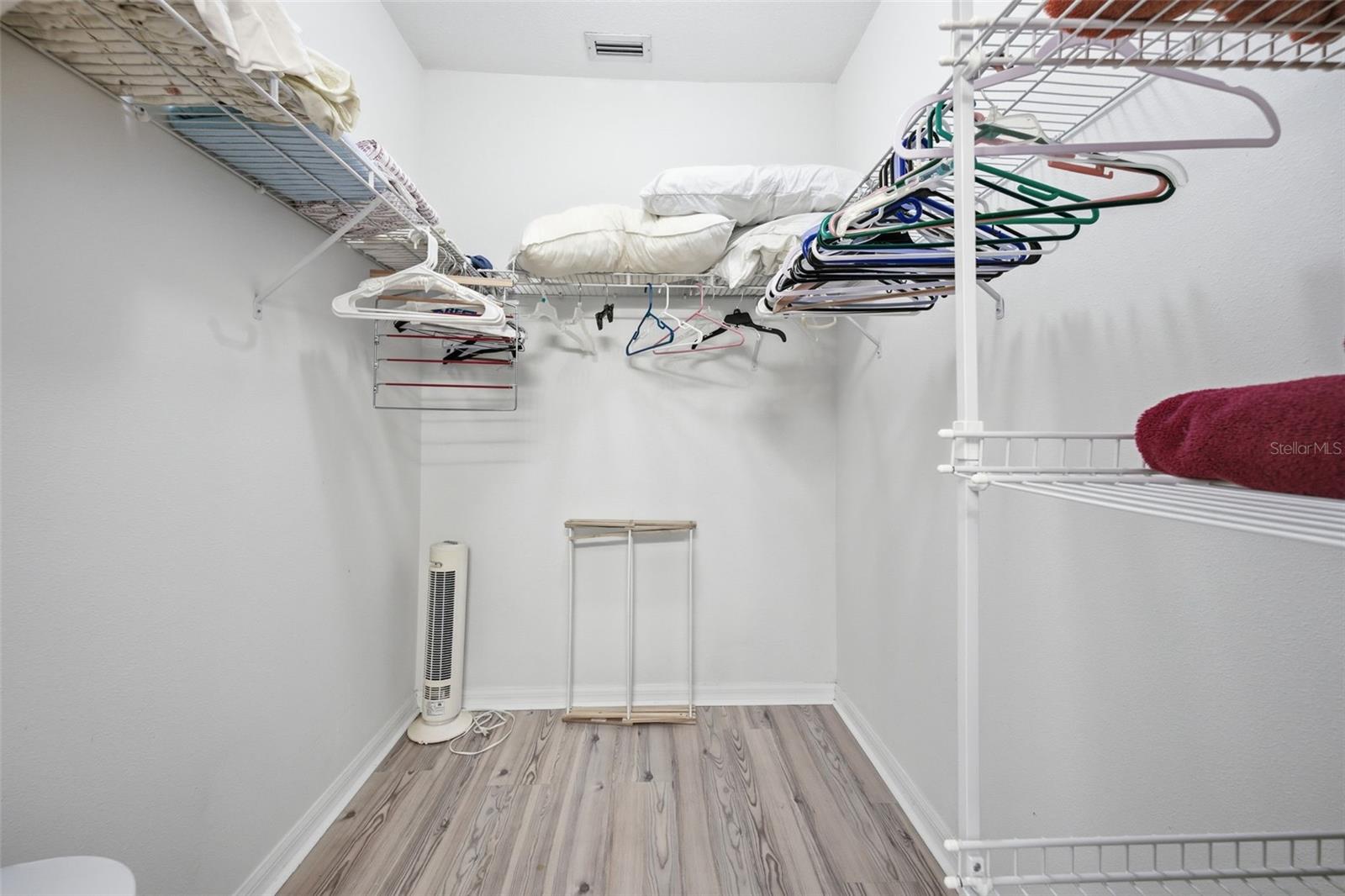 SEASCAPE CONDO OF TARPON SPGS - Residential