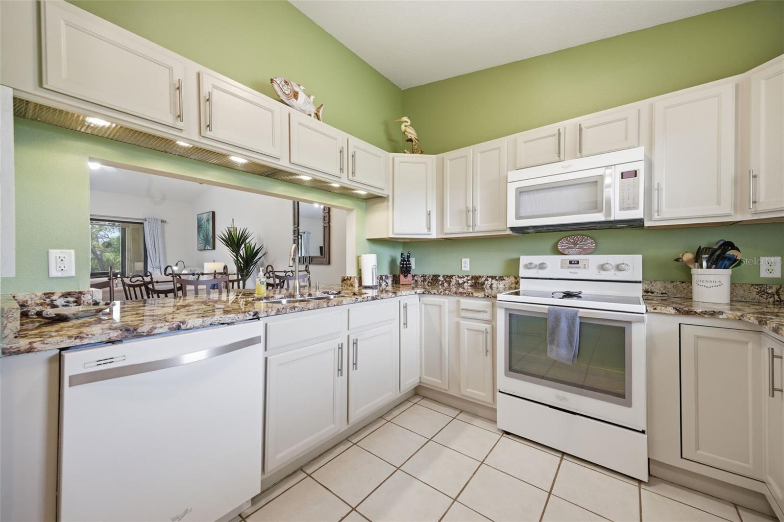 SEASCAPE CONDO OF TARPON SPGS - Residential