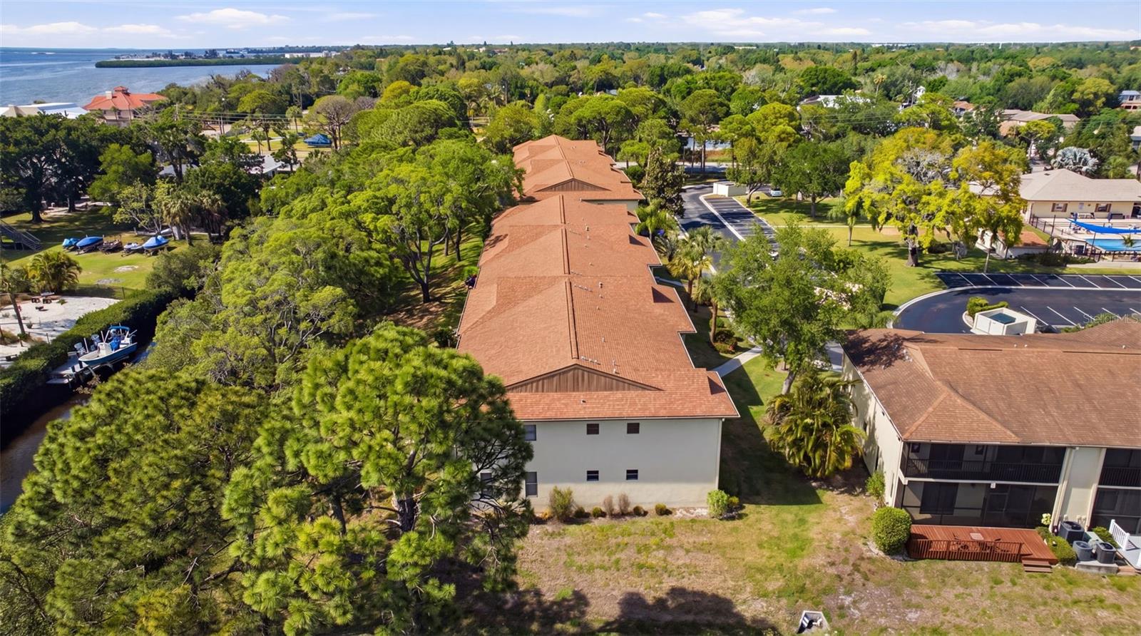 SEASCAPE CONDO OF TARPON SPGS - Residential