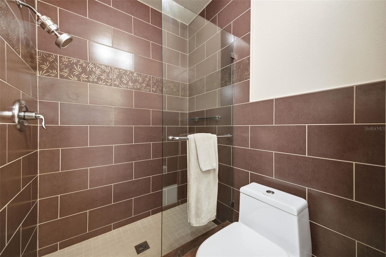 SEASCAPE CONDO OF TARPON SPGS - Residential