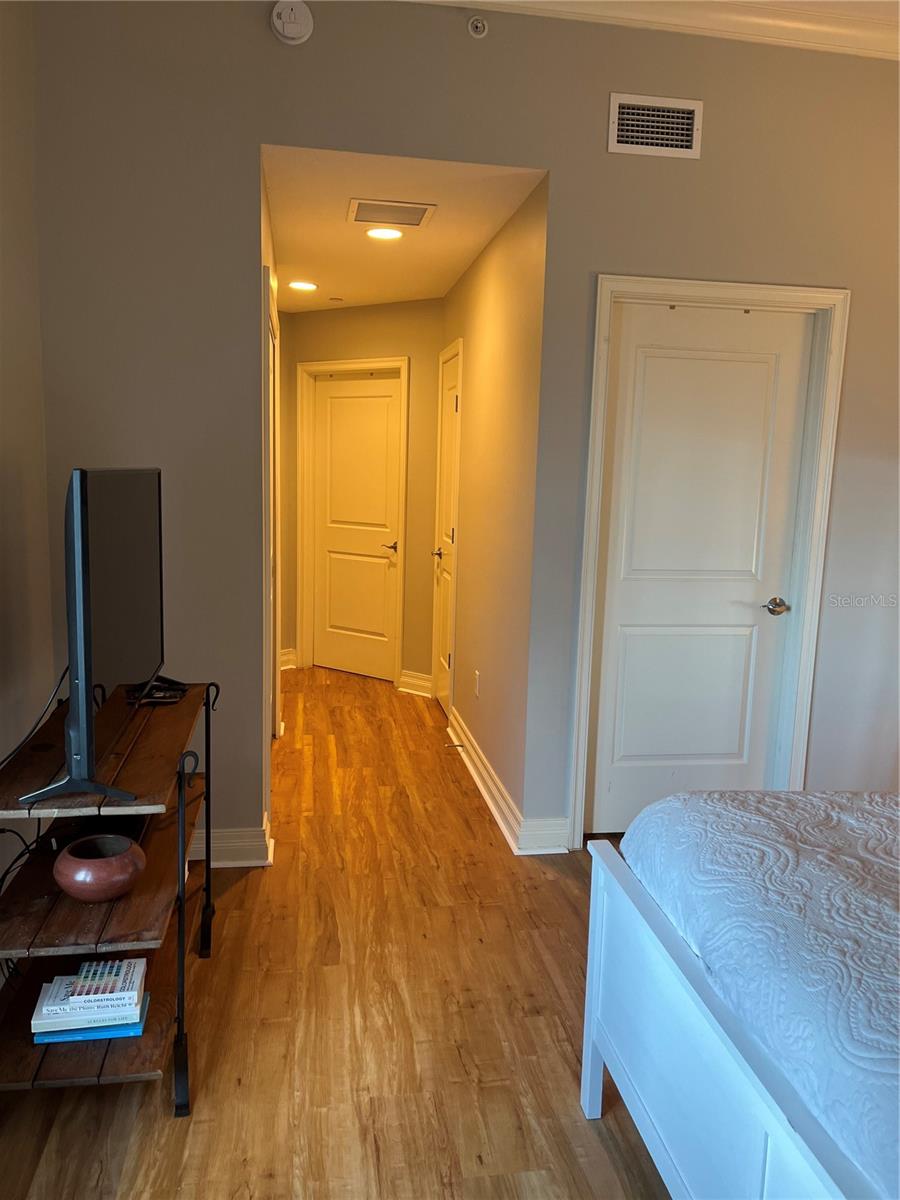 TOWERS OF CHANNELSIDE CONDOMIN - Residential