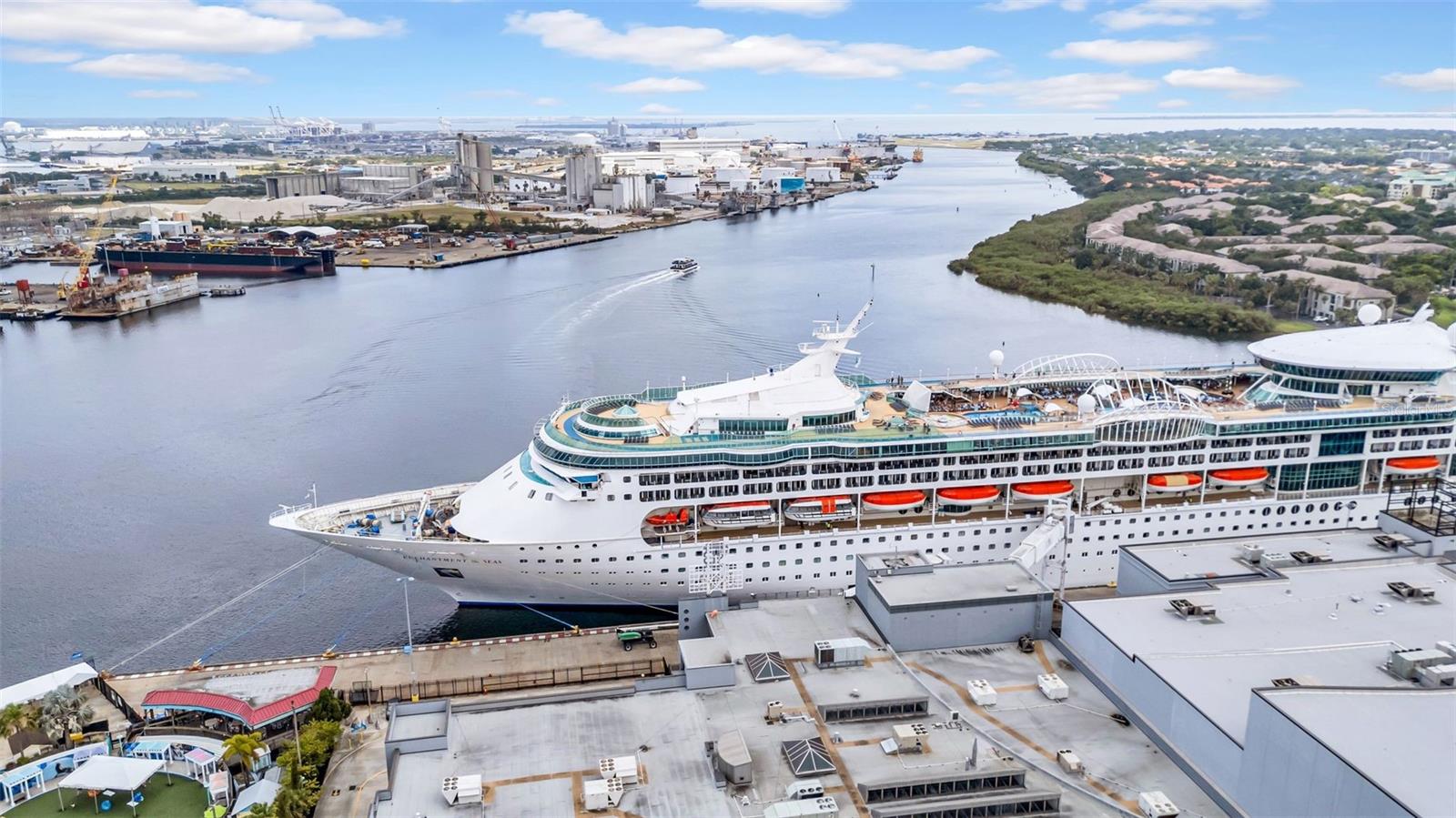 TOWERS OF CHANNELSIDE CONDOMIN - Residential