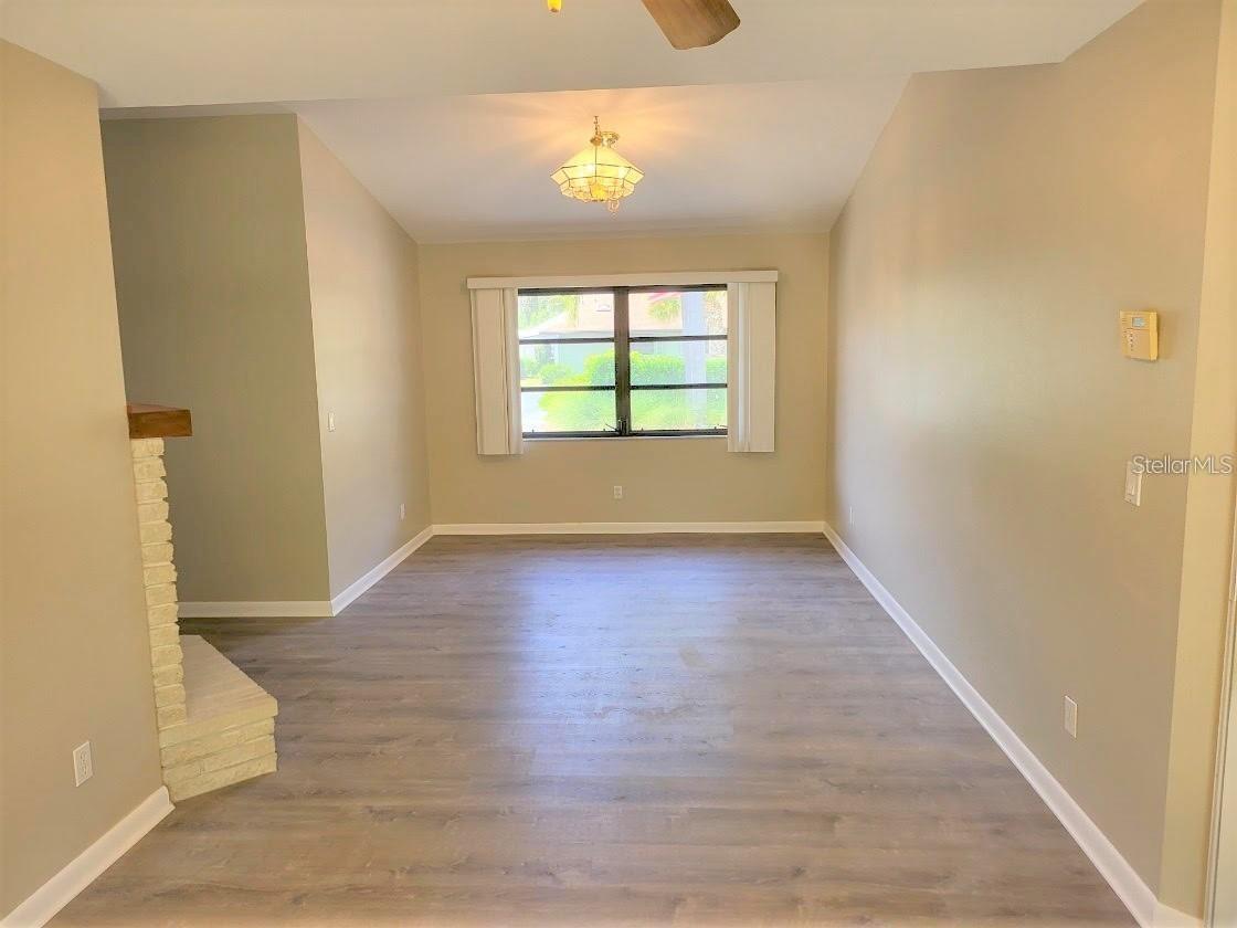 QUAIL OAKS - Residential