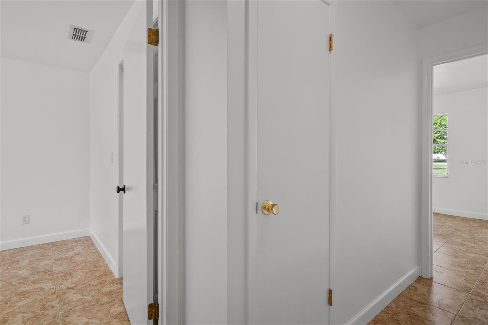 RIDGE MANOR FARMS - Residential