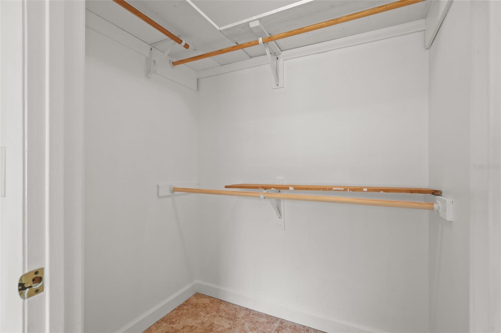 RIDGE MANOR FARMS - Residential