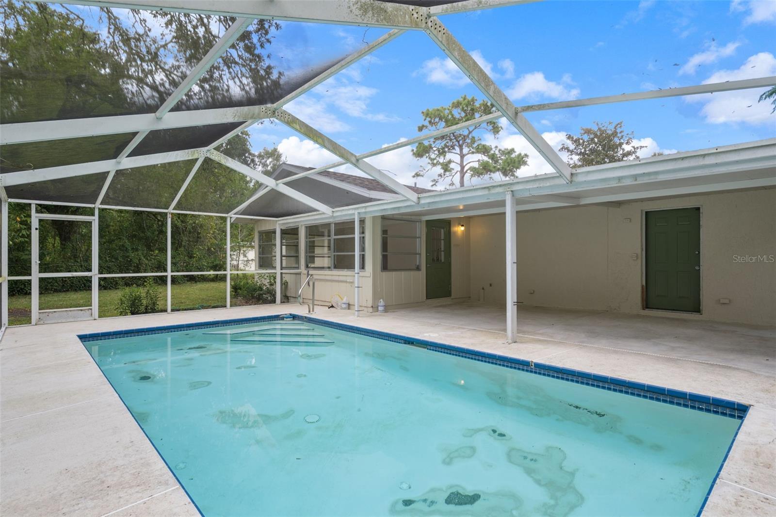 RIDGE MANOR FARMS - Residential