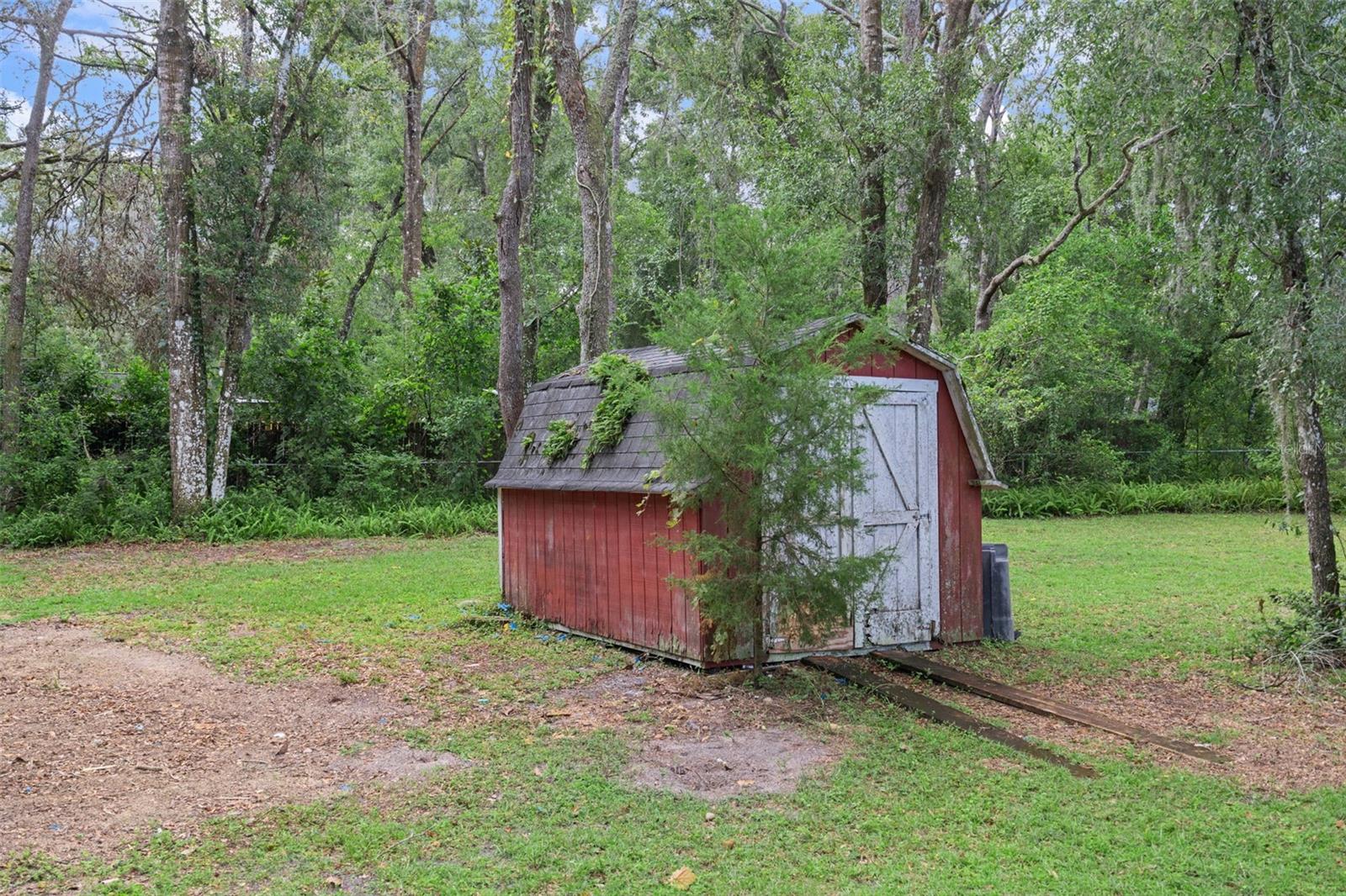 RIDGE MANOR FARMS - Residential