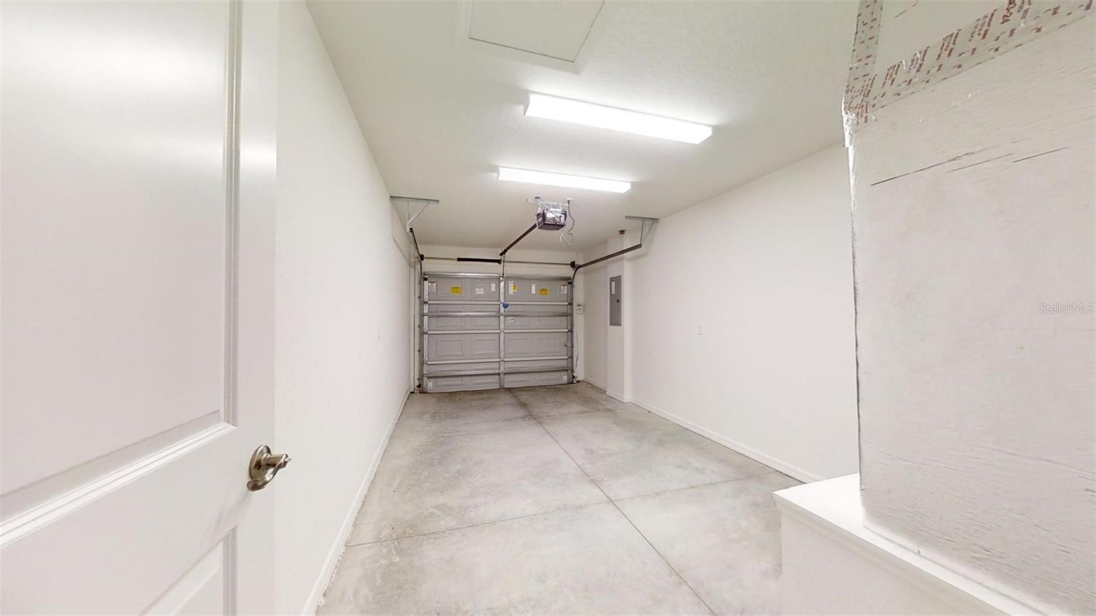 RAINBOW LAKES ESTATE - Residential