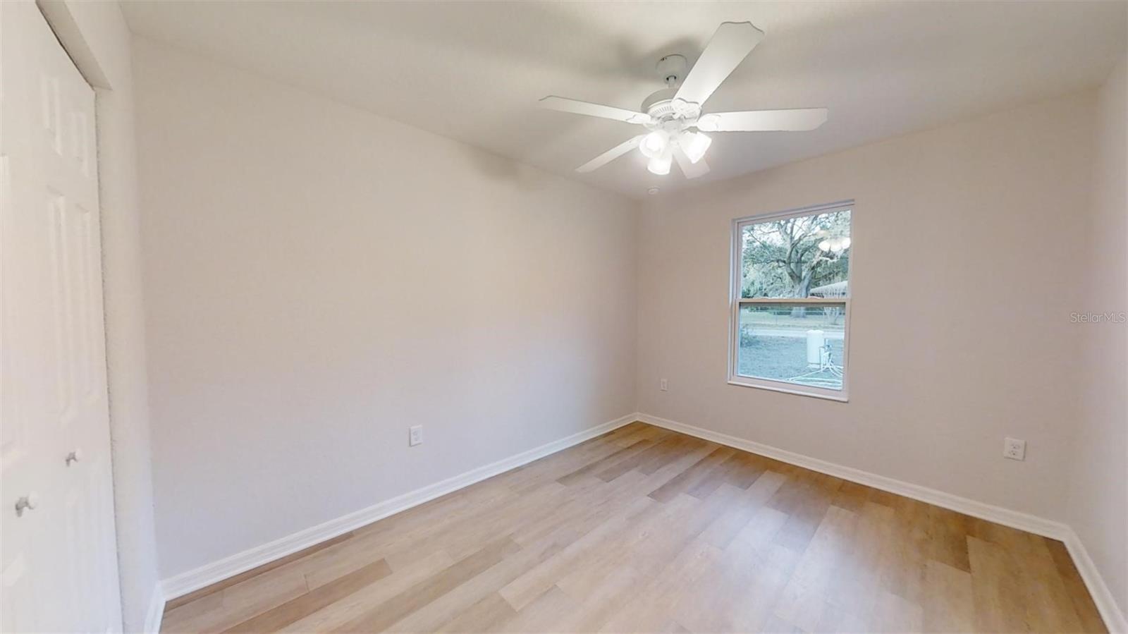 RAINBOW LAKES ESTATE - Residential