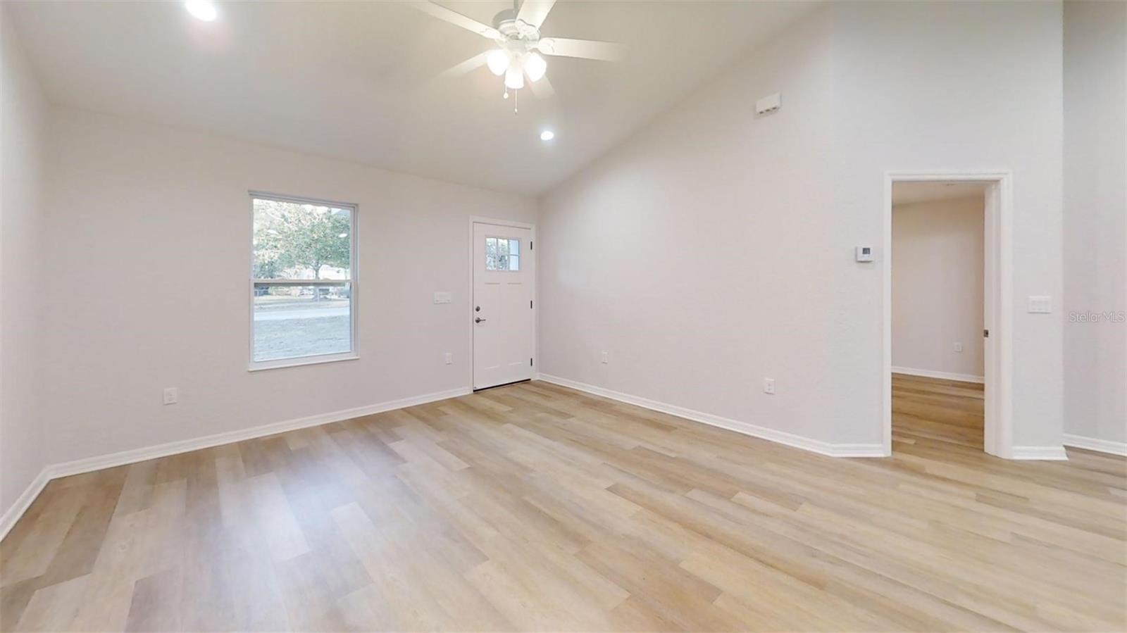 RAINBOW LAKES ESTATE - Residential