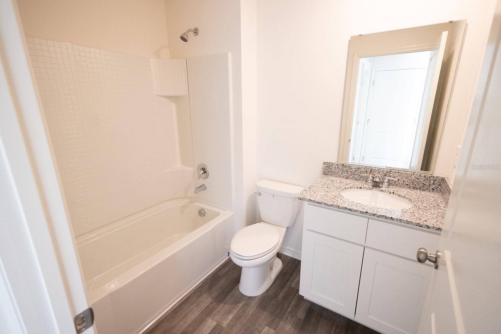 HILLVIEW - Residential Lease