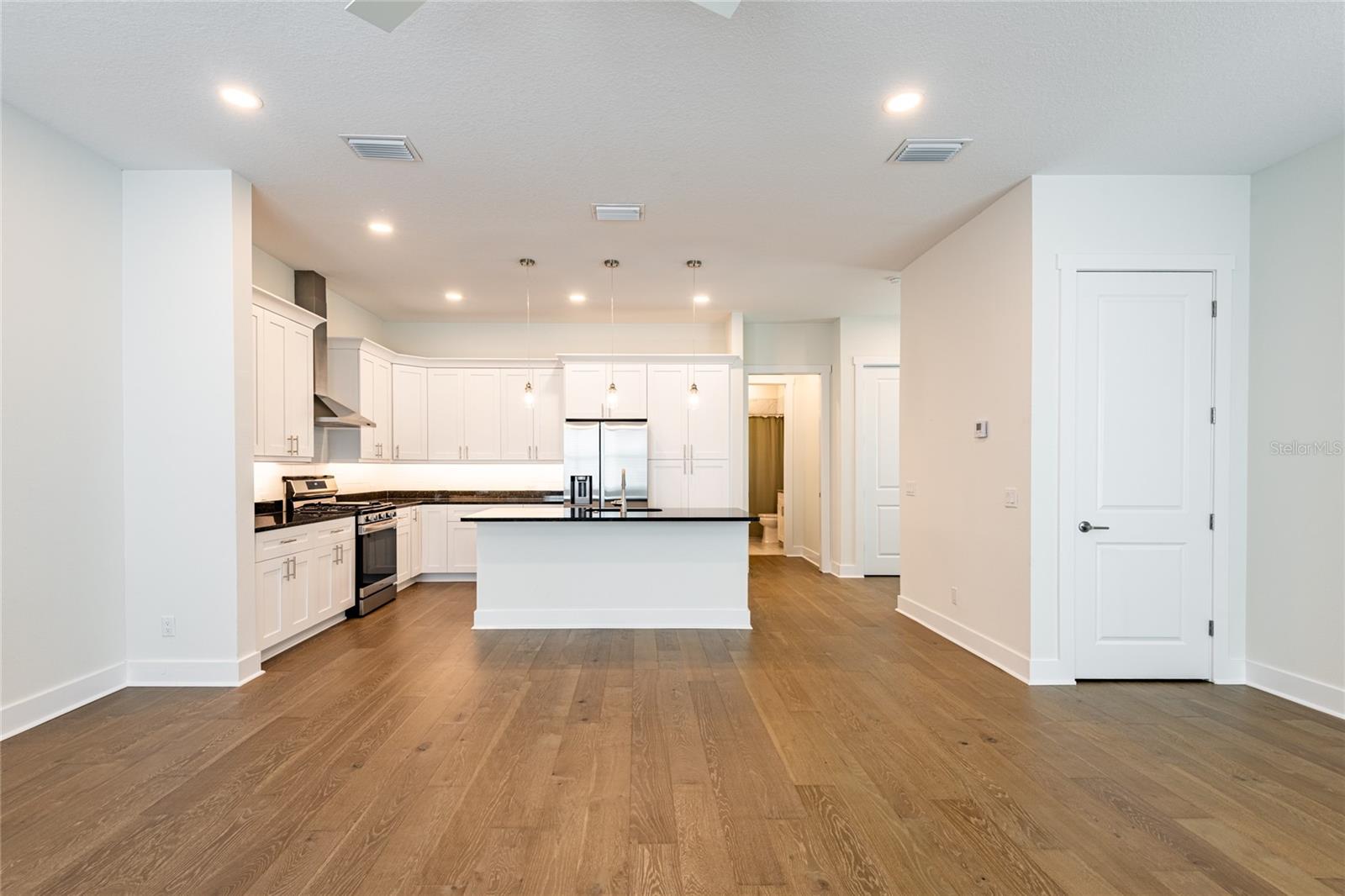 OAK BEND TWNHMS - Residential