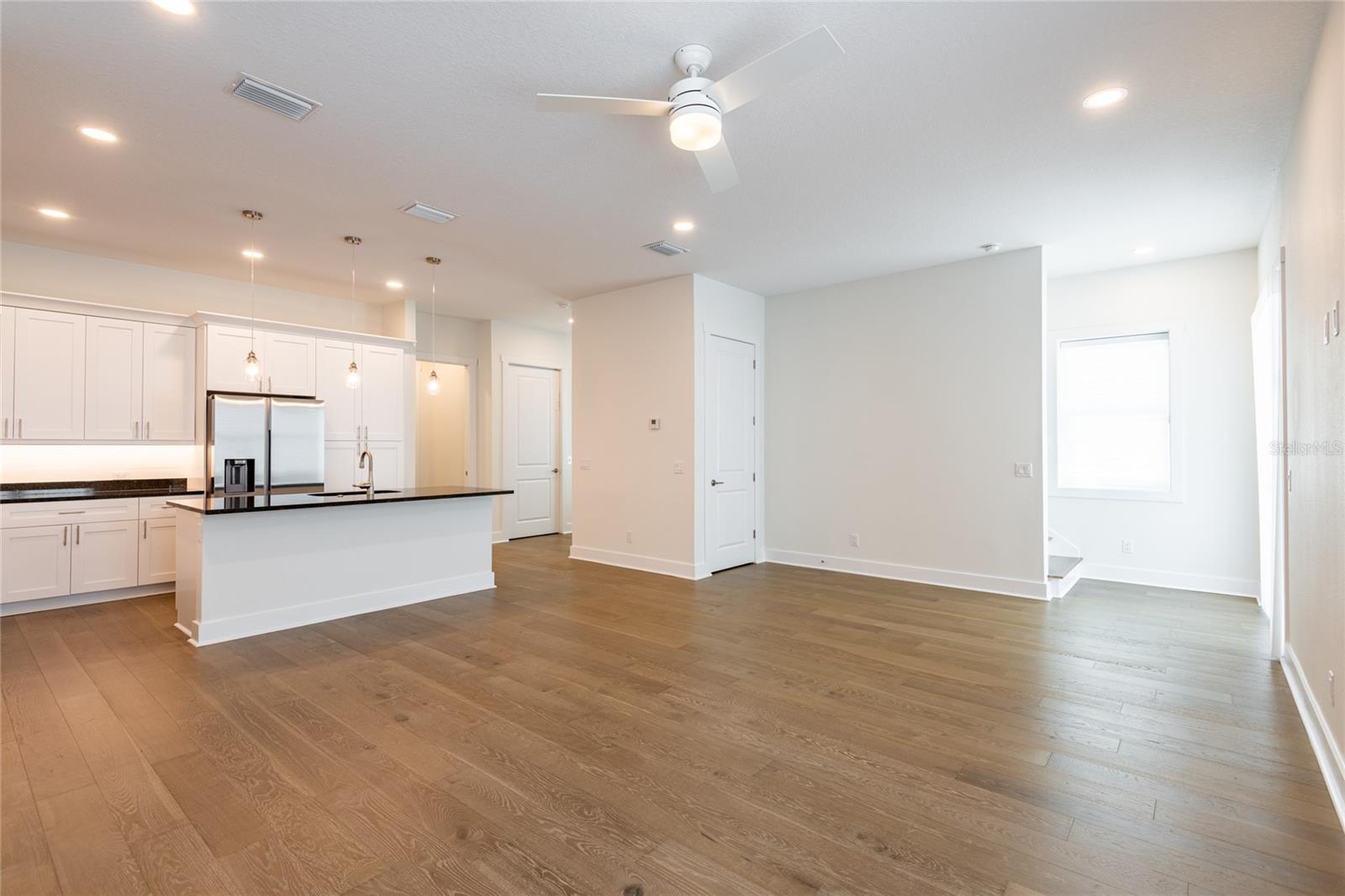 OAK BEND TWNHMS - Residential