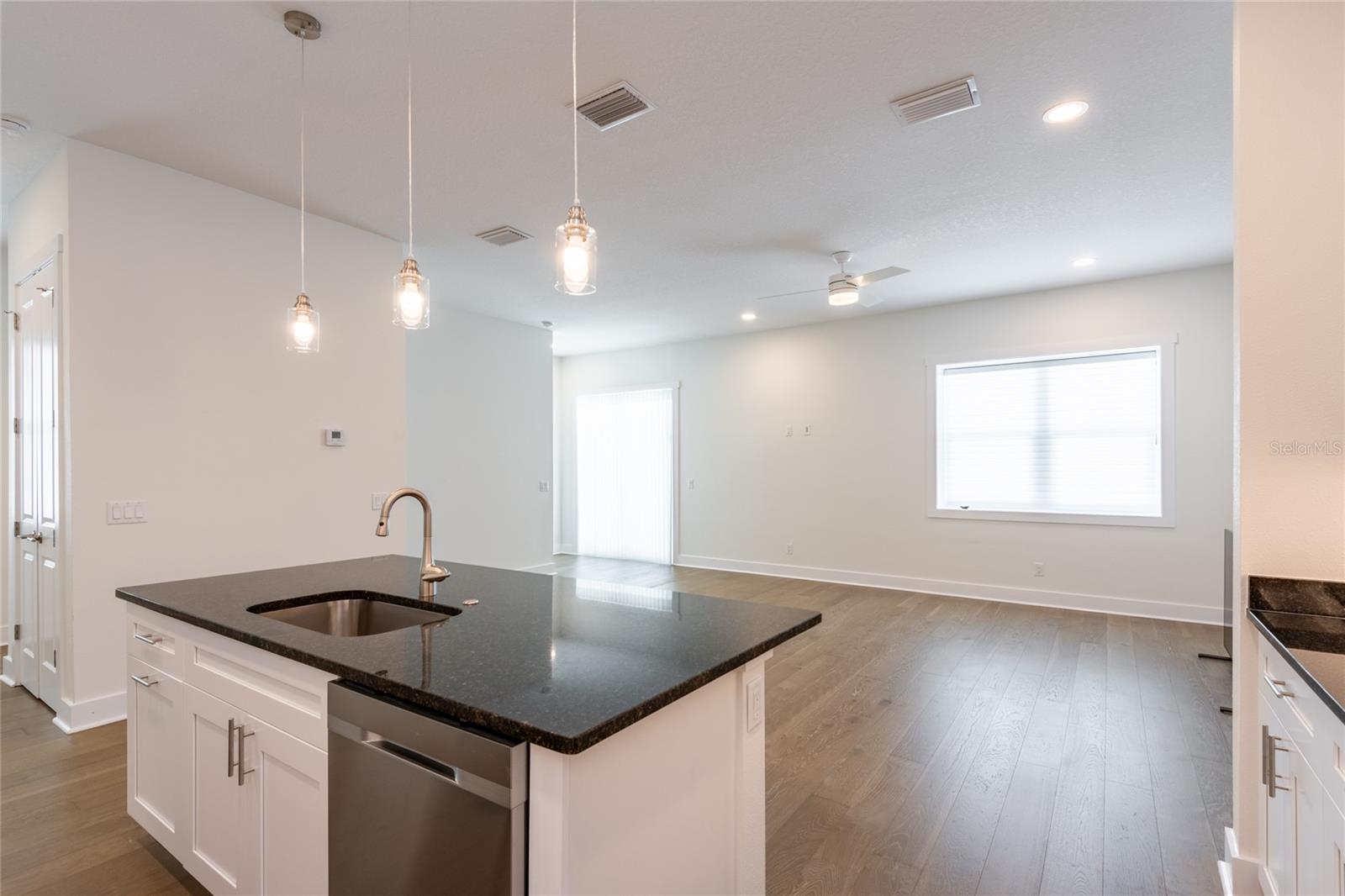 OAK BEND TWNHMS - Residential