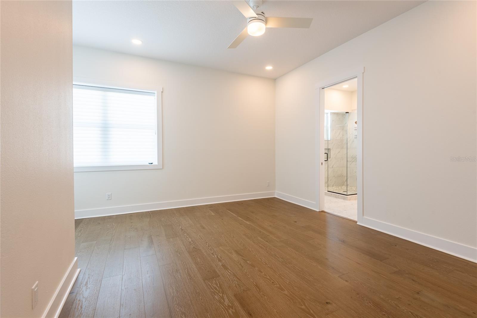 OAK BEND TWNHMS - Residential