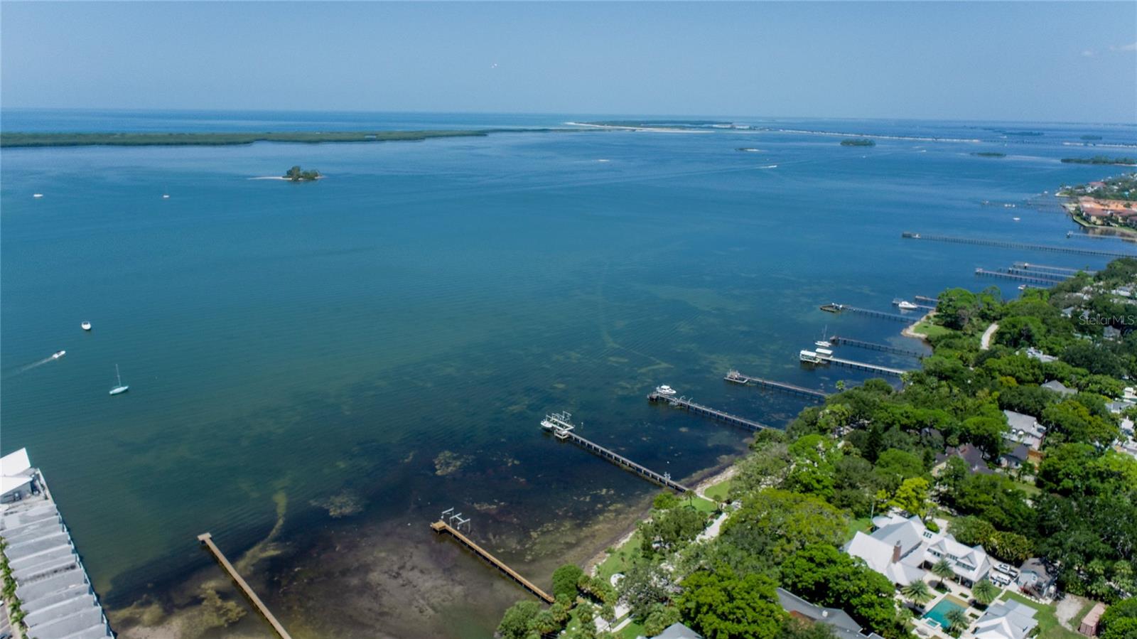 OAK BEND TWNHMS - Residential