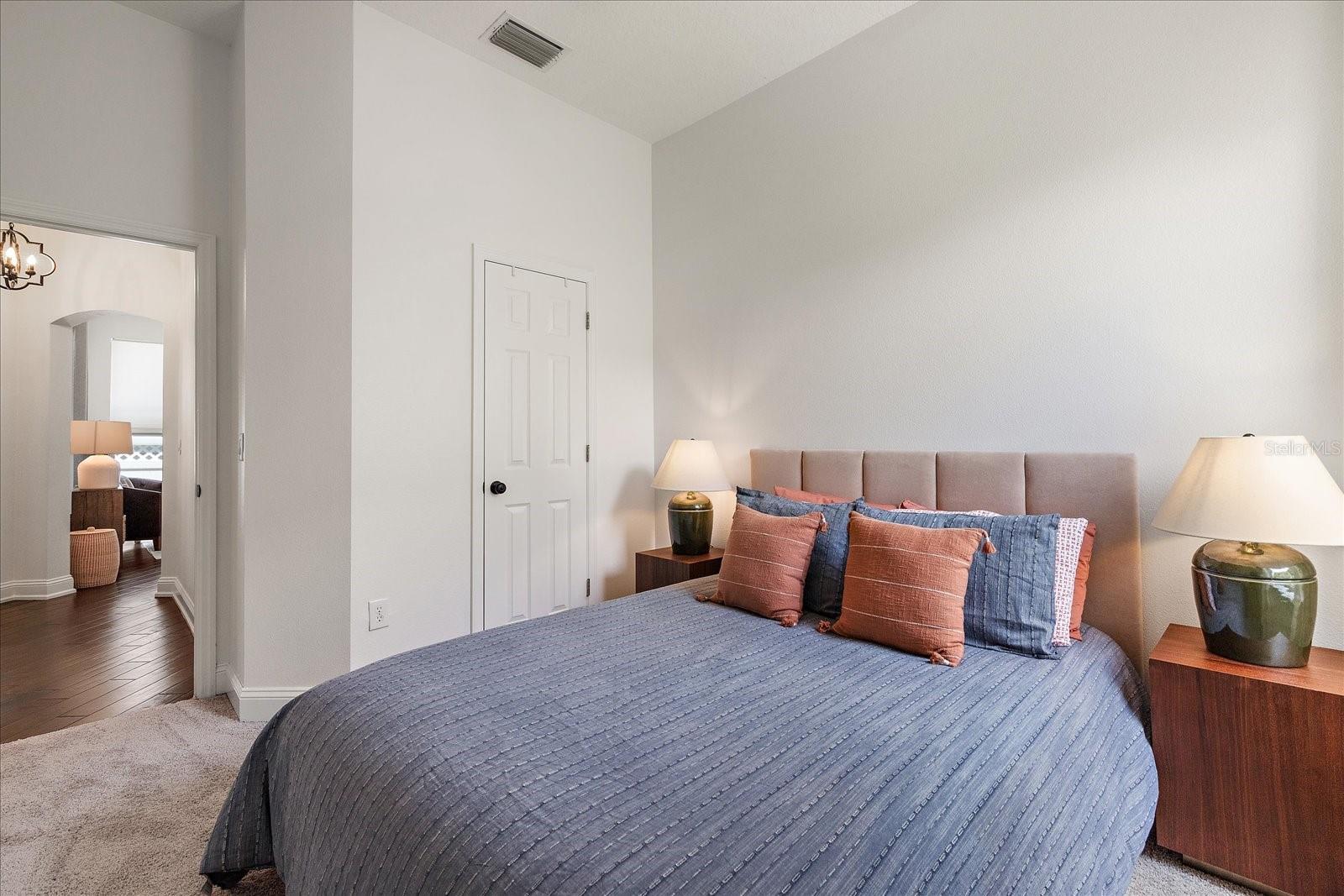 WESTCHASE SEC 323 - Residential