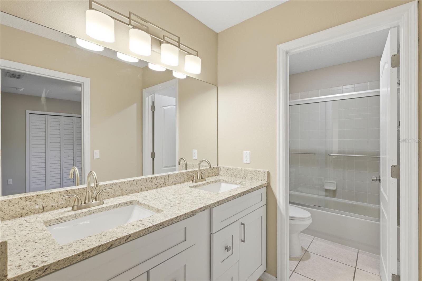 CHERRY RIDGE - Residential