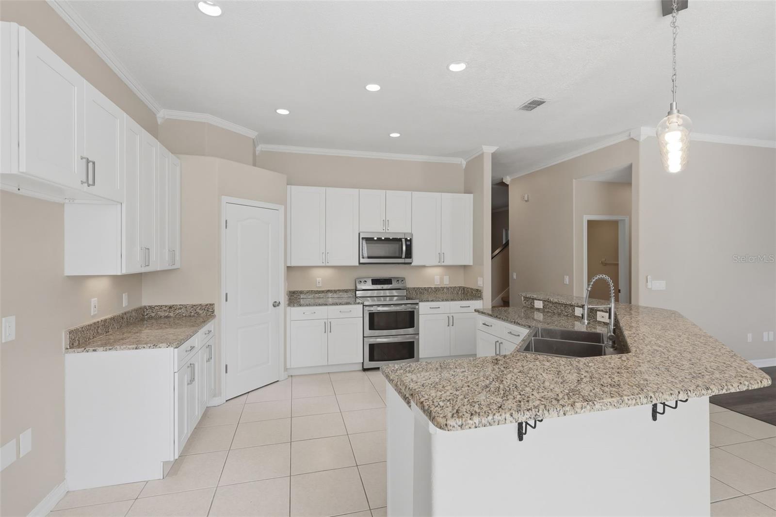 CHERRY RIDGE - Residential