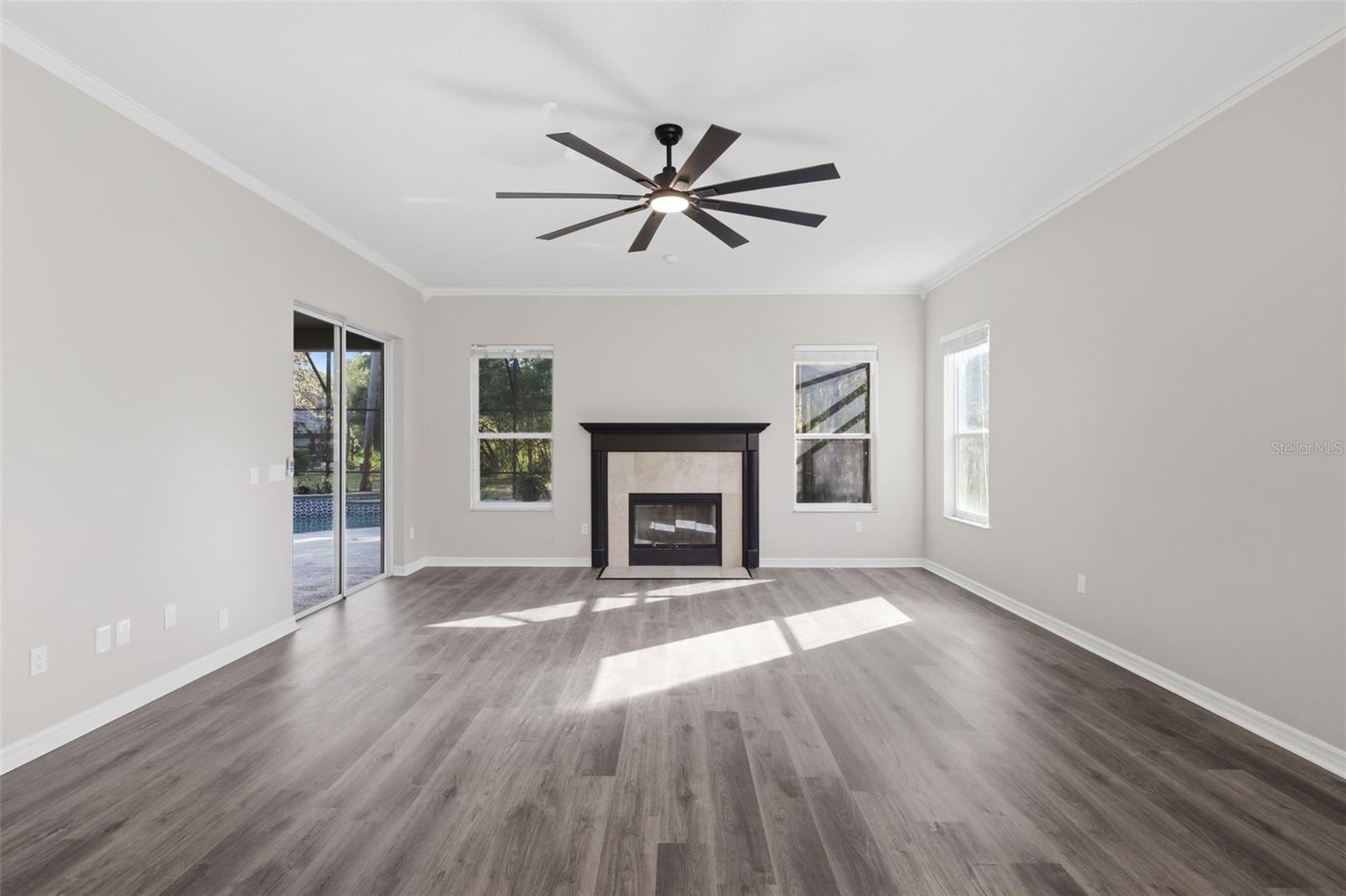 CHERRY RIDGE - Residential