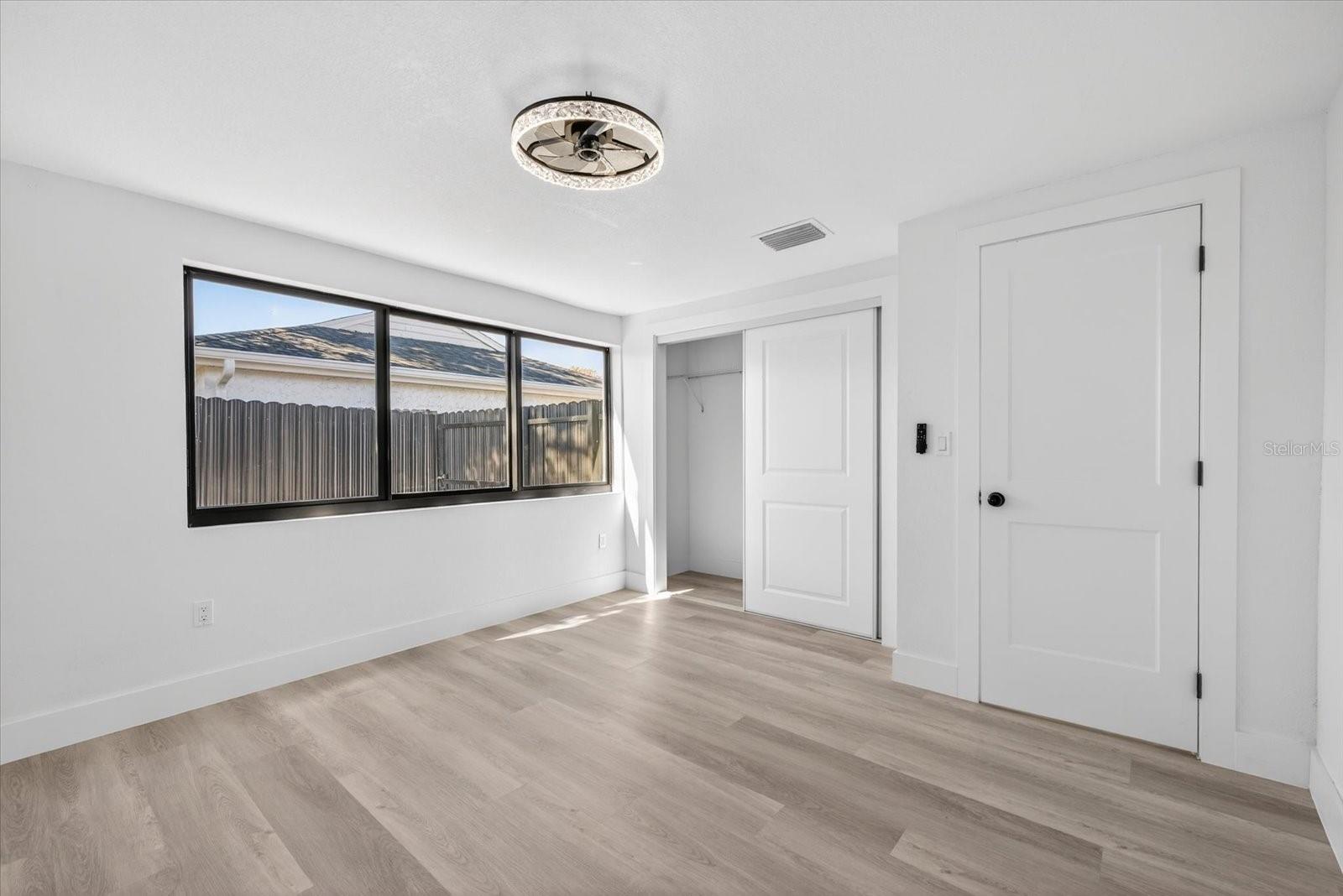 BEACON SQUARE - Residential