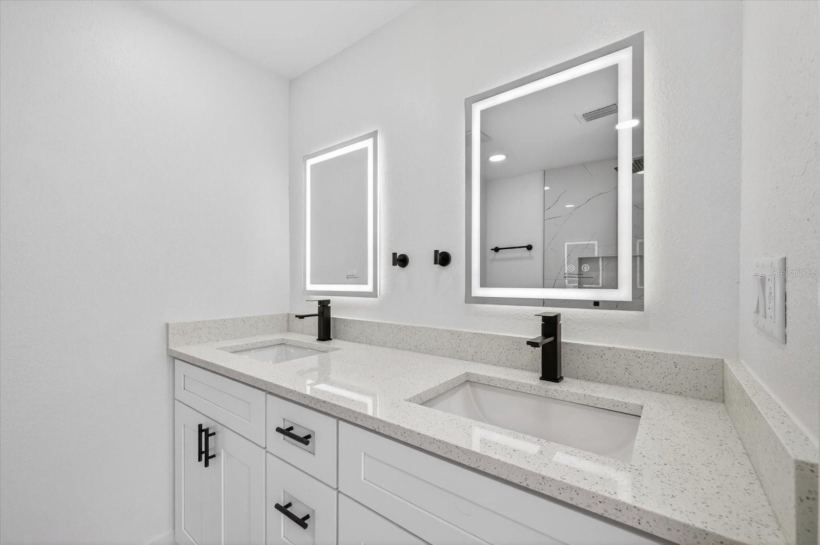 BEACON SQUARE - Residential